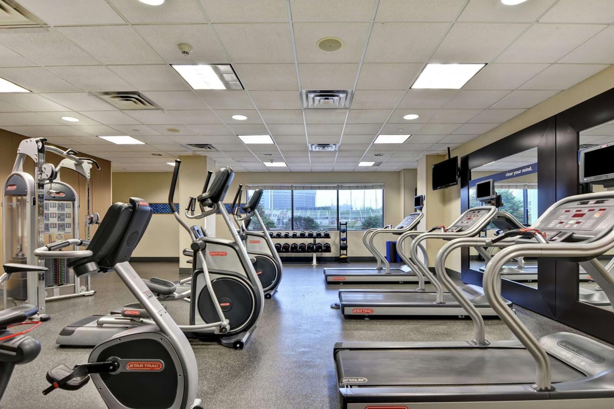 Hampton Inn & Suites Newark-Harrison-Riverwalk photo 6