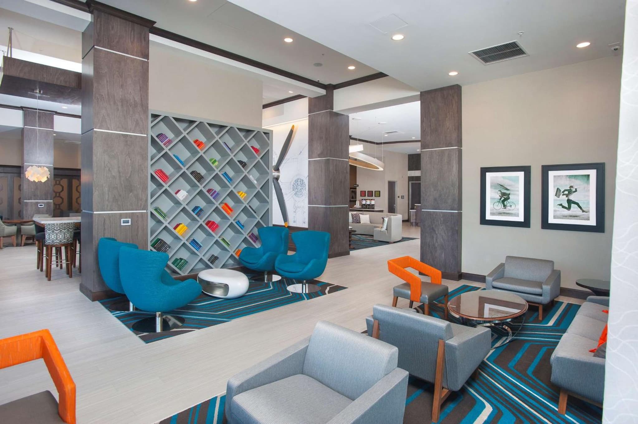 Hampton Inn & Suites LAX El Segundo photo 2