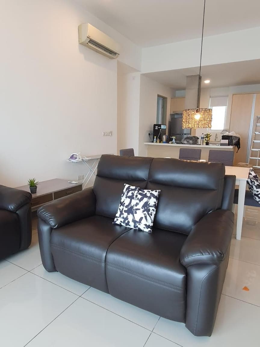 Seaview Condo 10pax #10minQueensbay #15minSpice photo 2