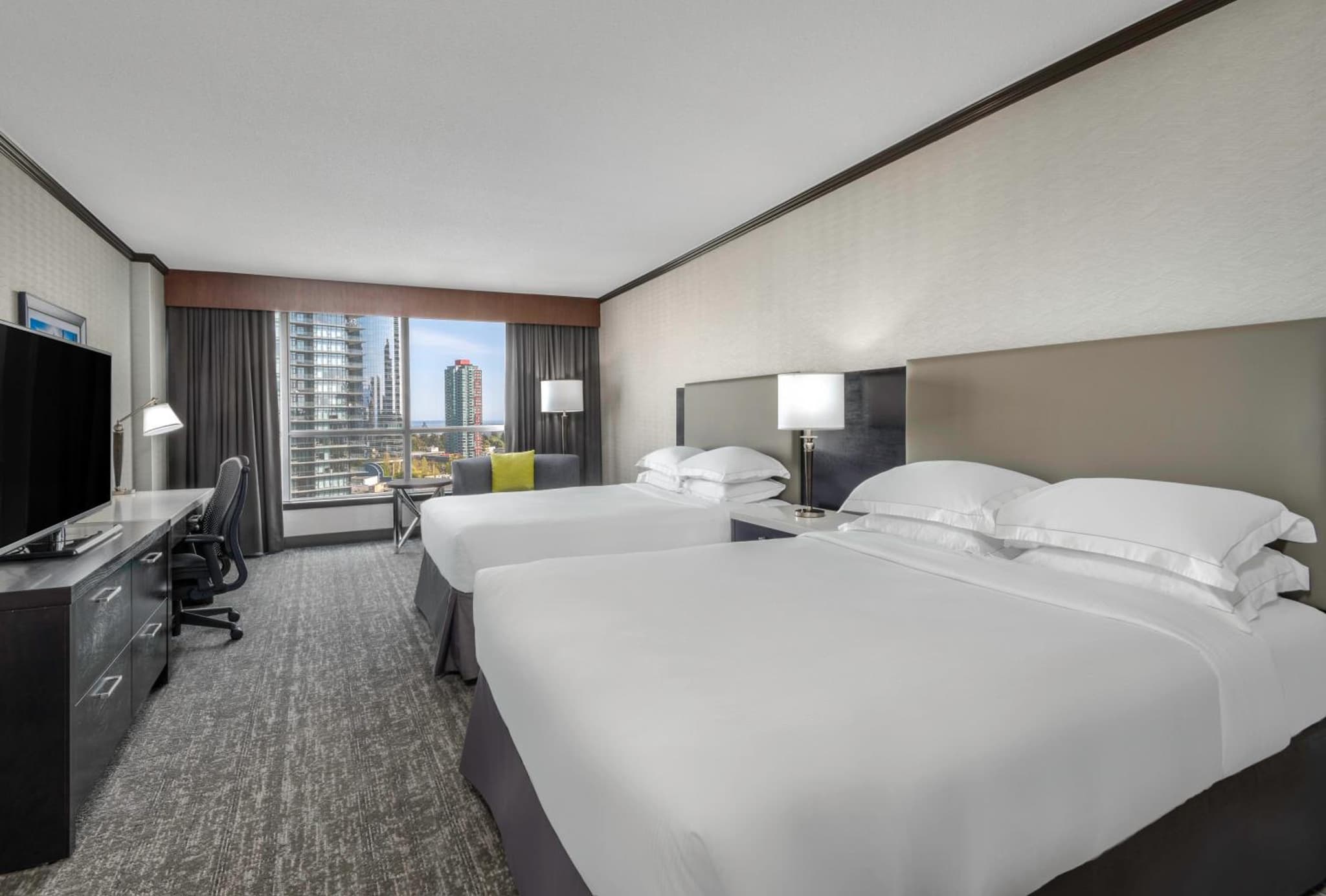 Hilton Vancouver Metrotown photo 6
