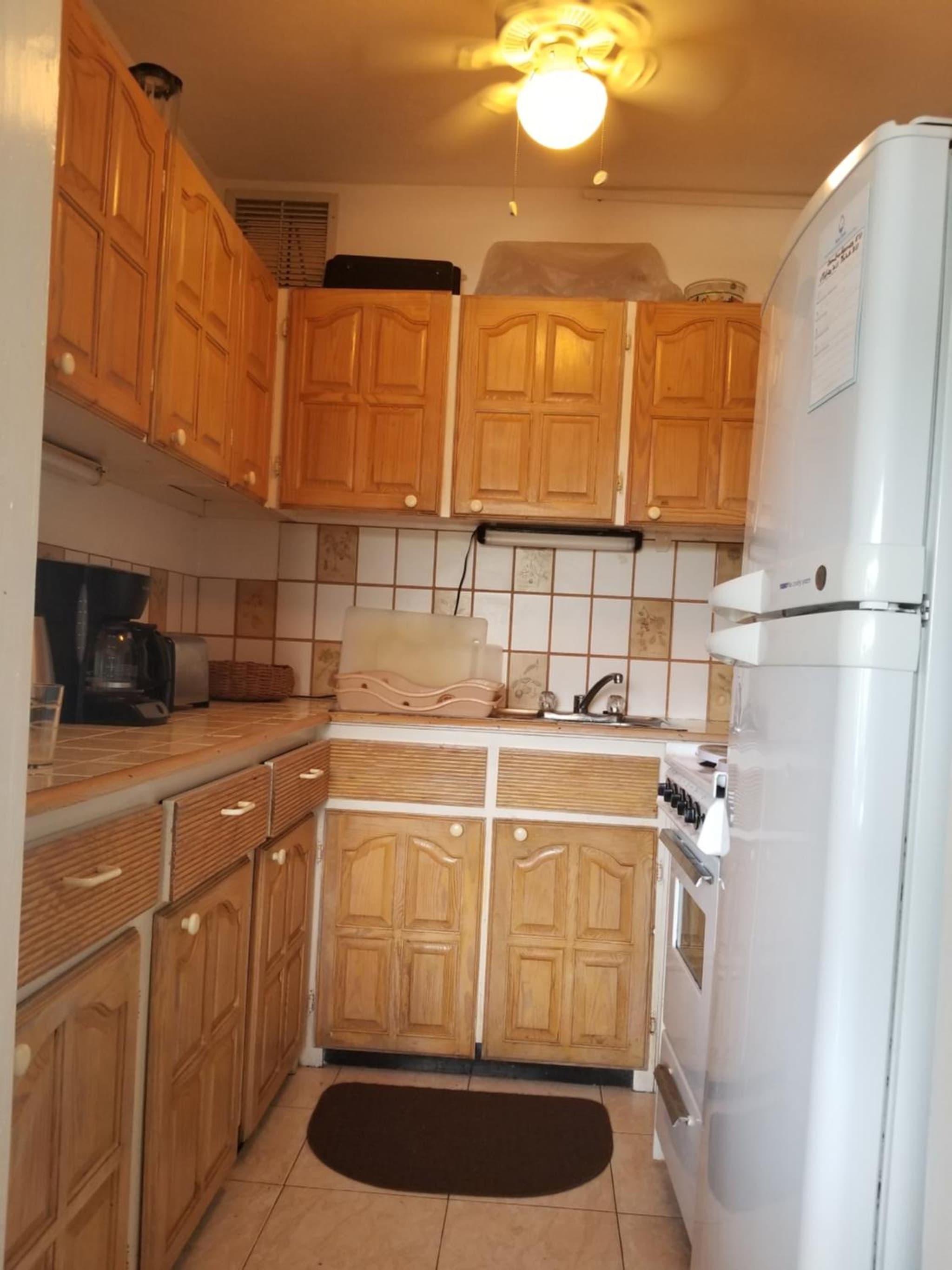 212 Goldenview photo 8