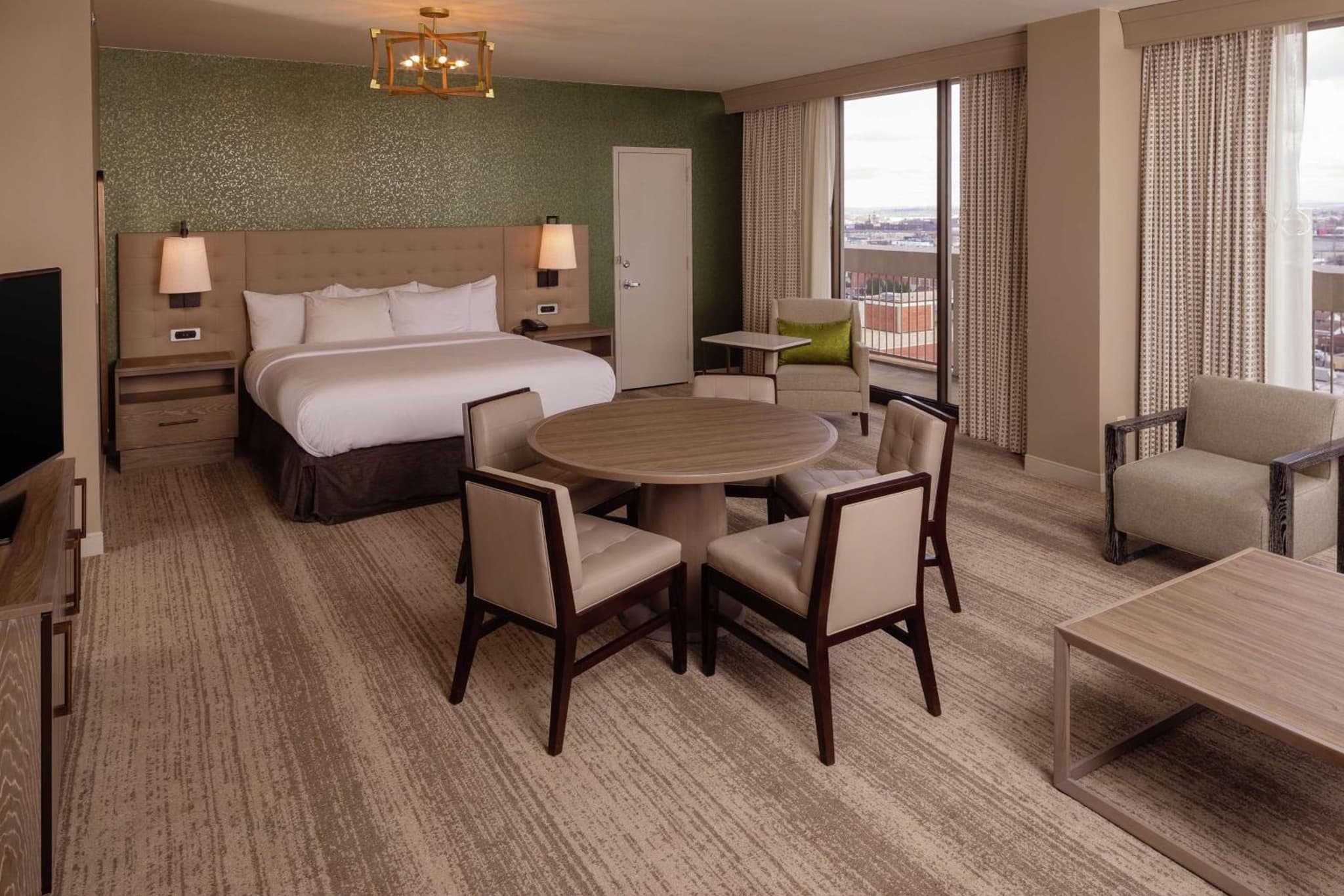 Hilton Birmingham Downtown at UAB photo 4
