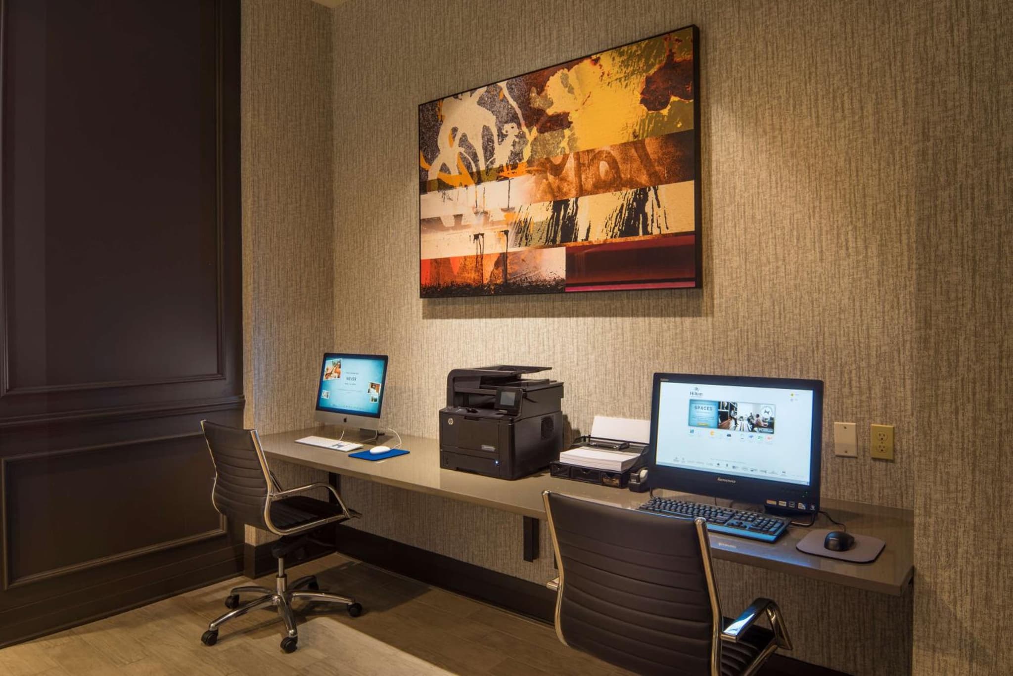 Hilton Alexandria Old Town photo 2