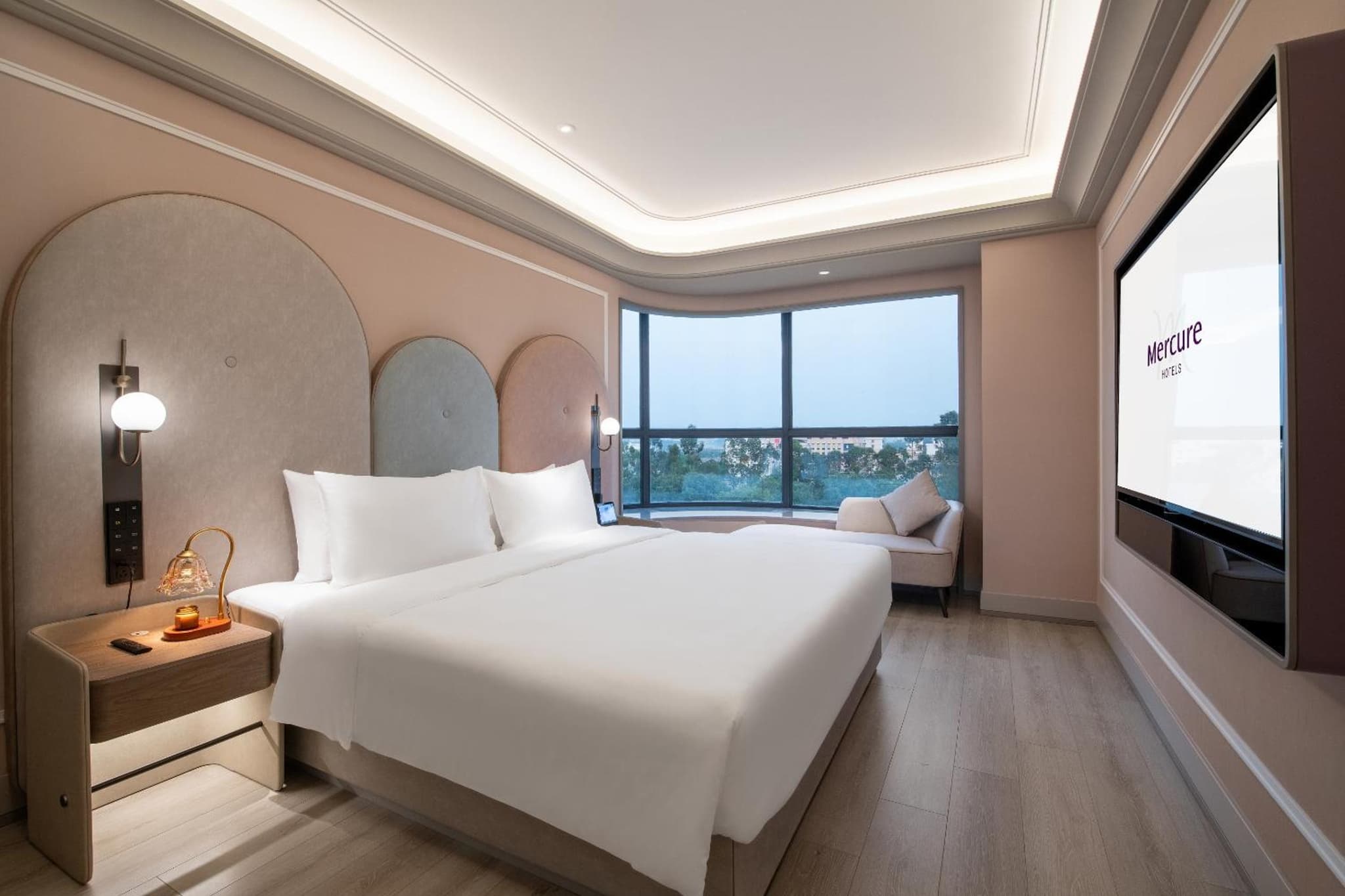 Mercure Guangzhou Baiyun International Airport - Airport Free Shuttle Bus photo 5