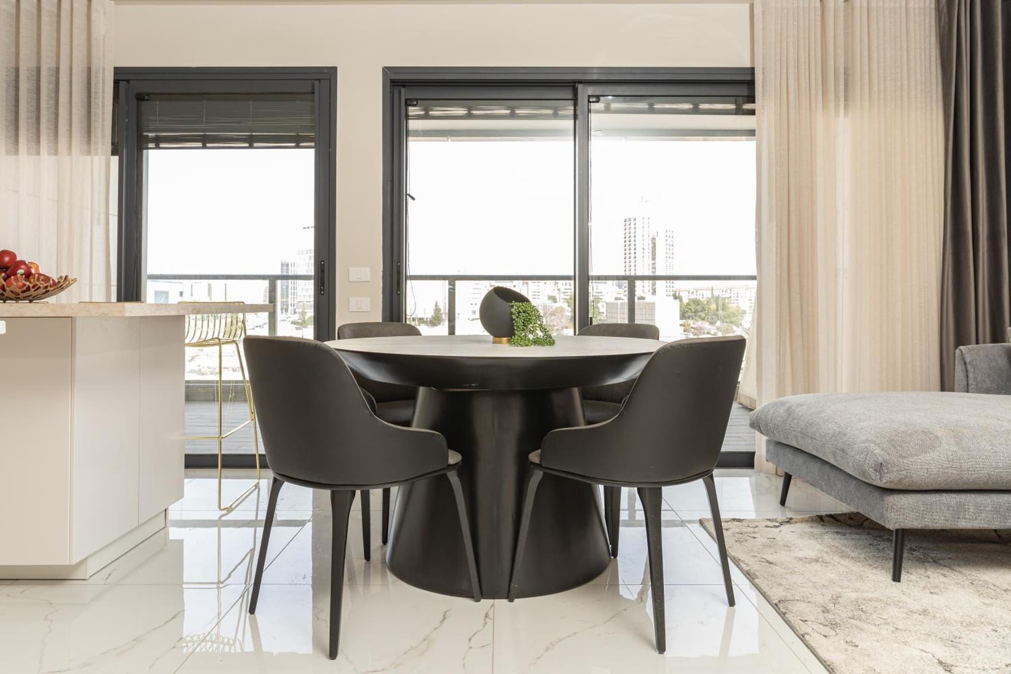 jerusalem luxury apartment photo 8