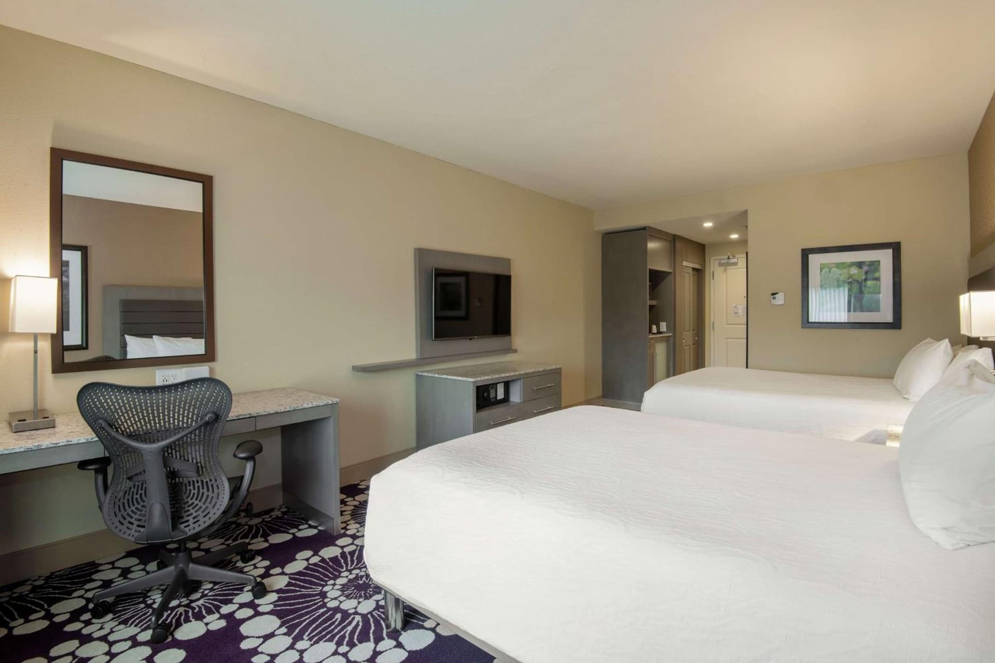 Hilton Garden Inn Raleigh/Crabtree Valley photo 4