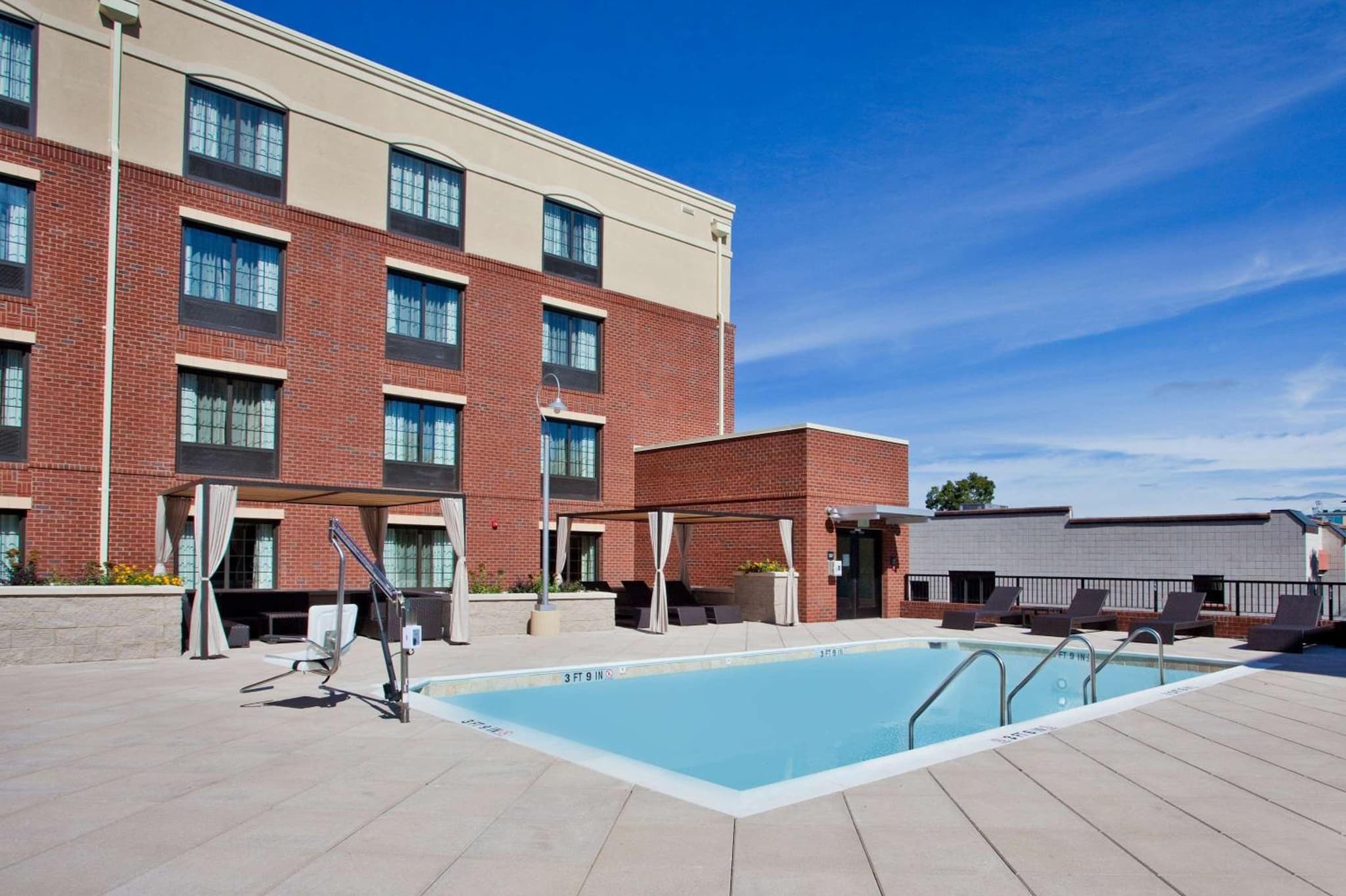 Hampton Inn & Suites Chapel Hill/Carrboro photo 5