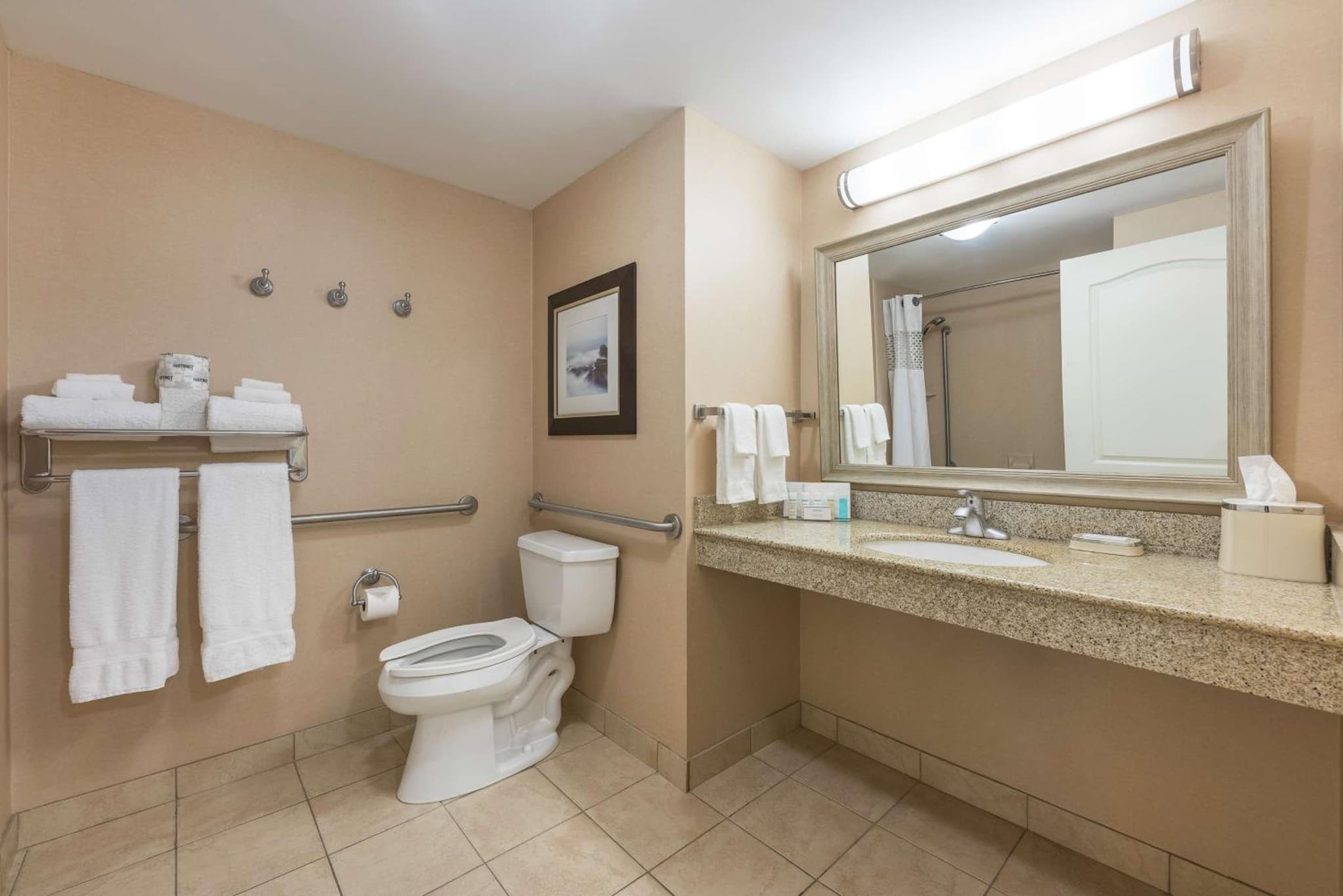 Hampton Inn & Suites by Hilton Moncton photo 2