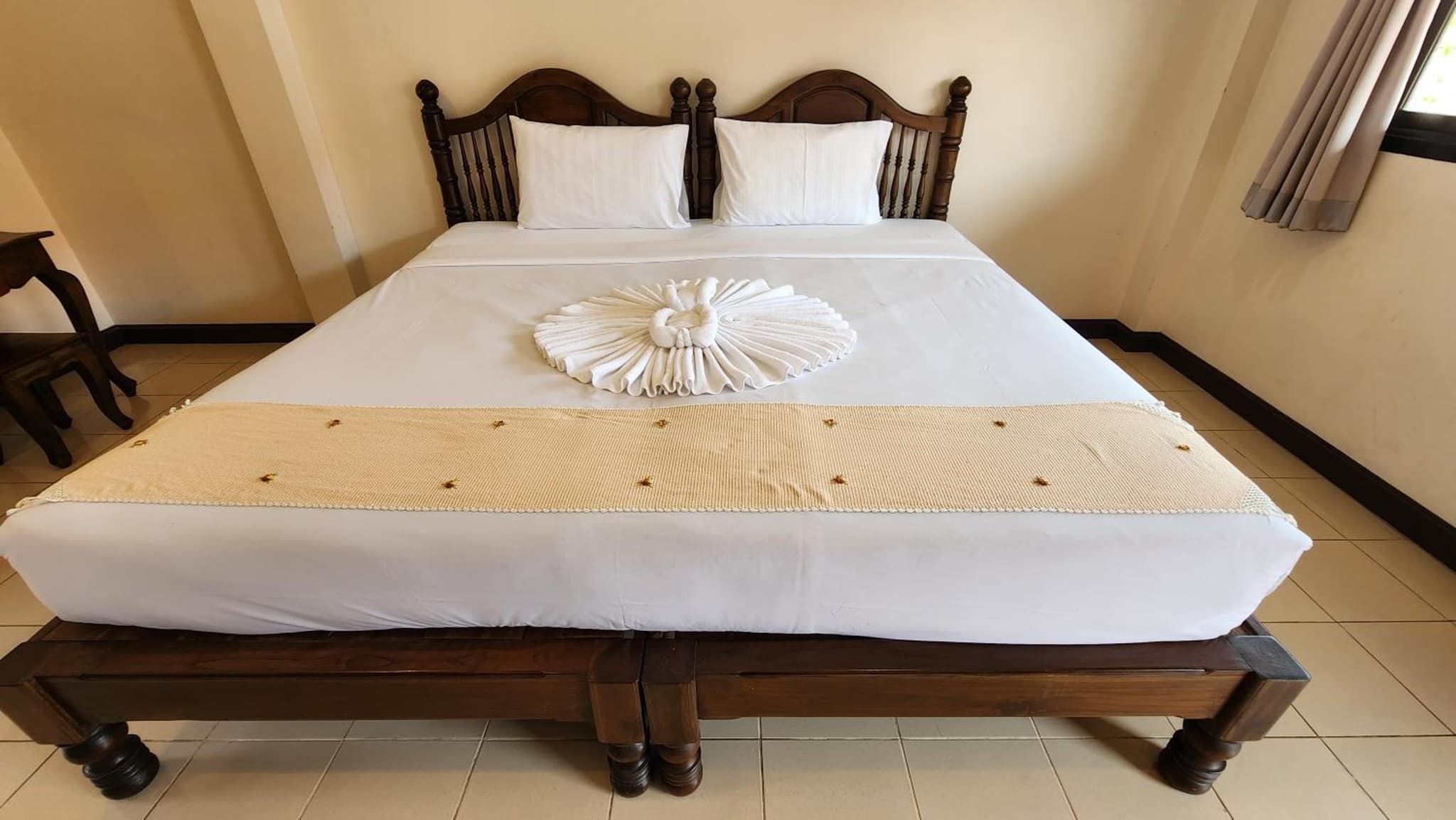 Panupong Hotel photo 3