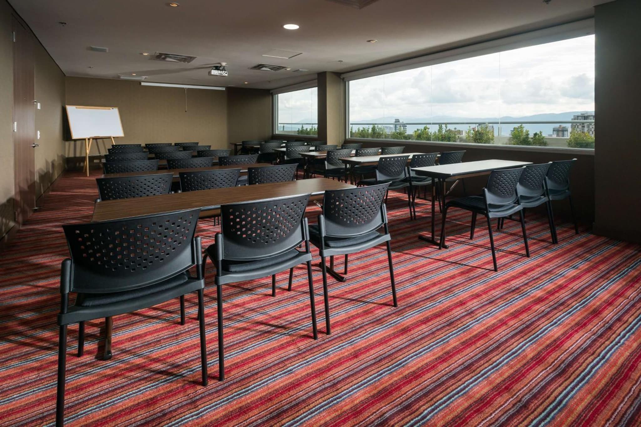 Hampton By Hilton Bucaramanga photo 9