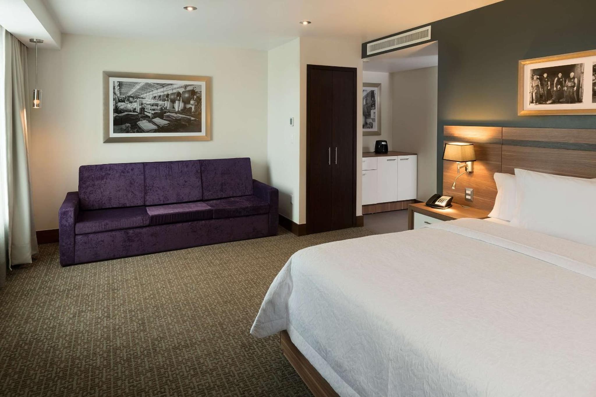 Hampton Inn by Hilton Leon photo 4