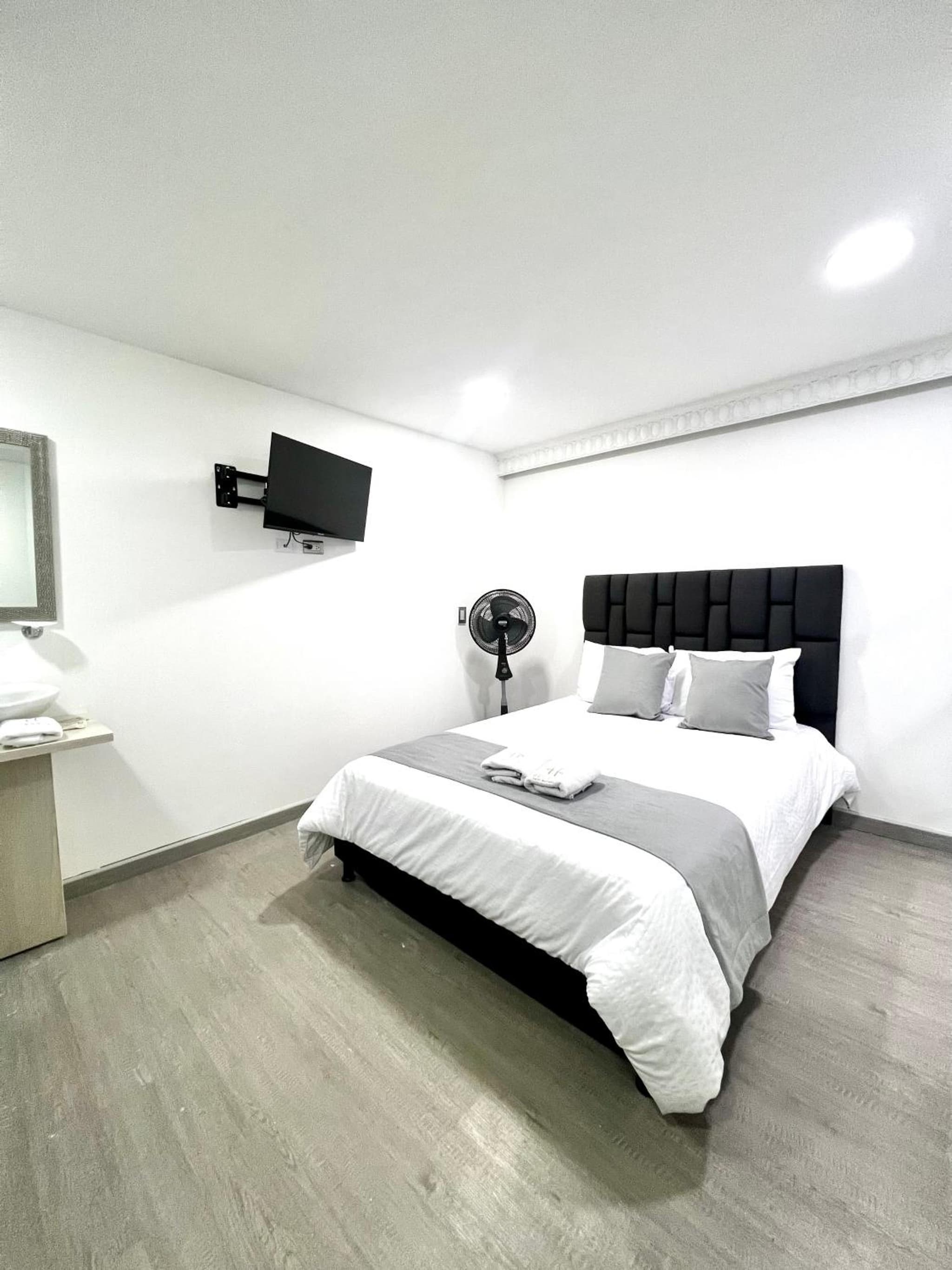 Orbe Hotel Medellín photo 6