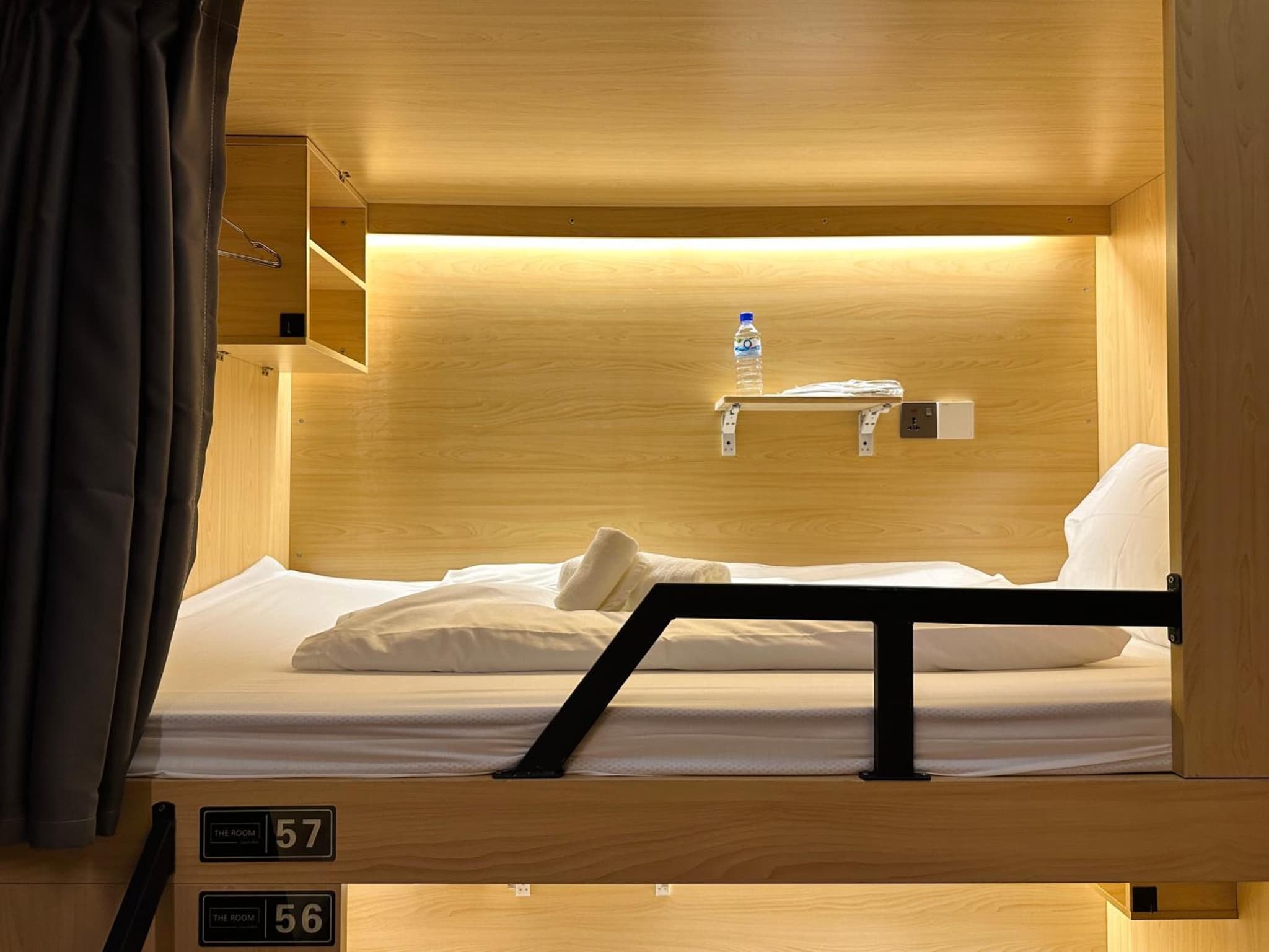 THE ROOM Capsule Hotel photo 3