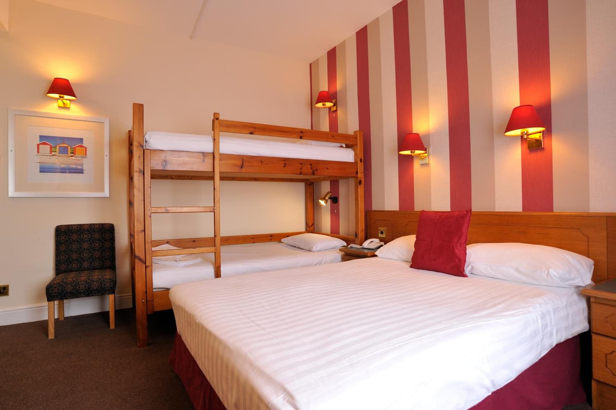 Cliffs Hotel photo 9
