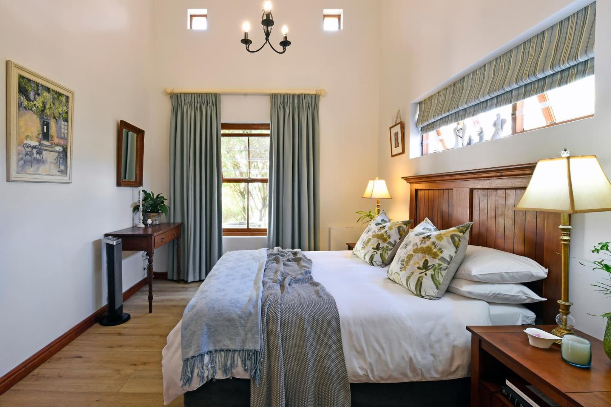 Petit Plaisir is a romantic self-catering cottage on the side of the village no1 photo 7