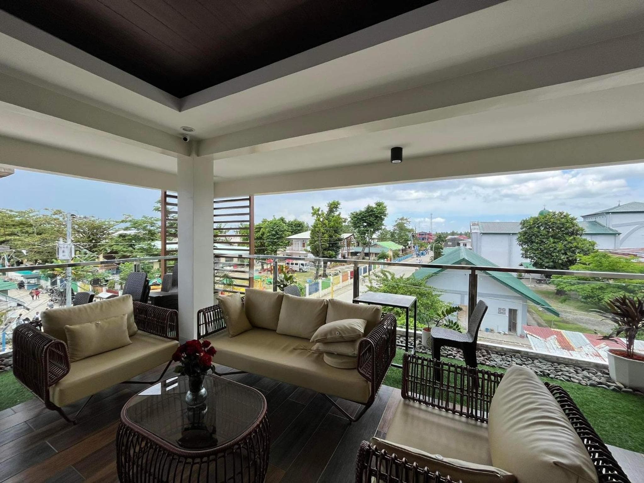Baron & Pedra's Residence photo 2