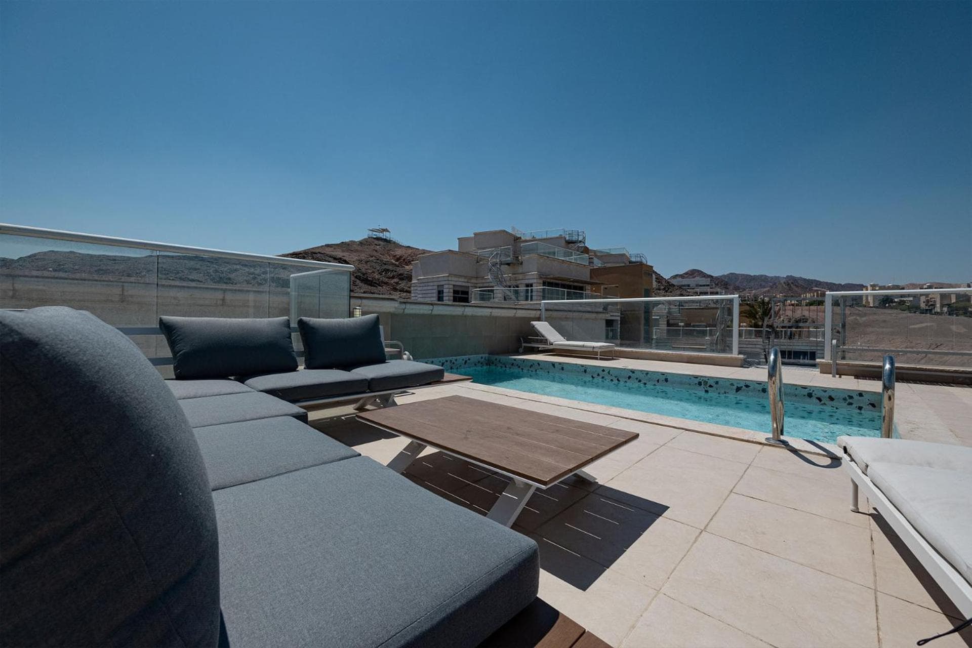 YalaRent Cinnamon Penthouse with a private pool photo 5