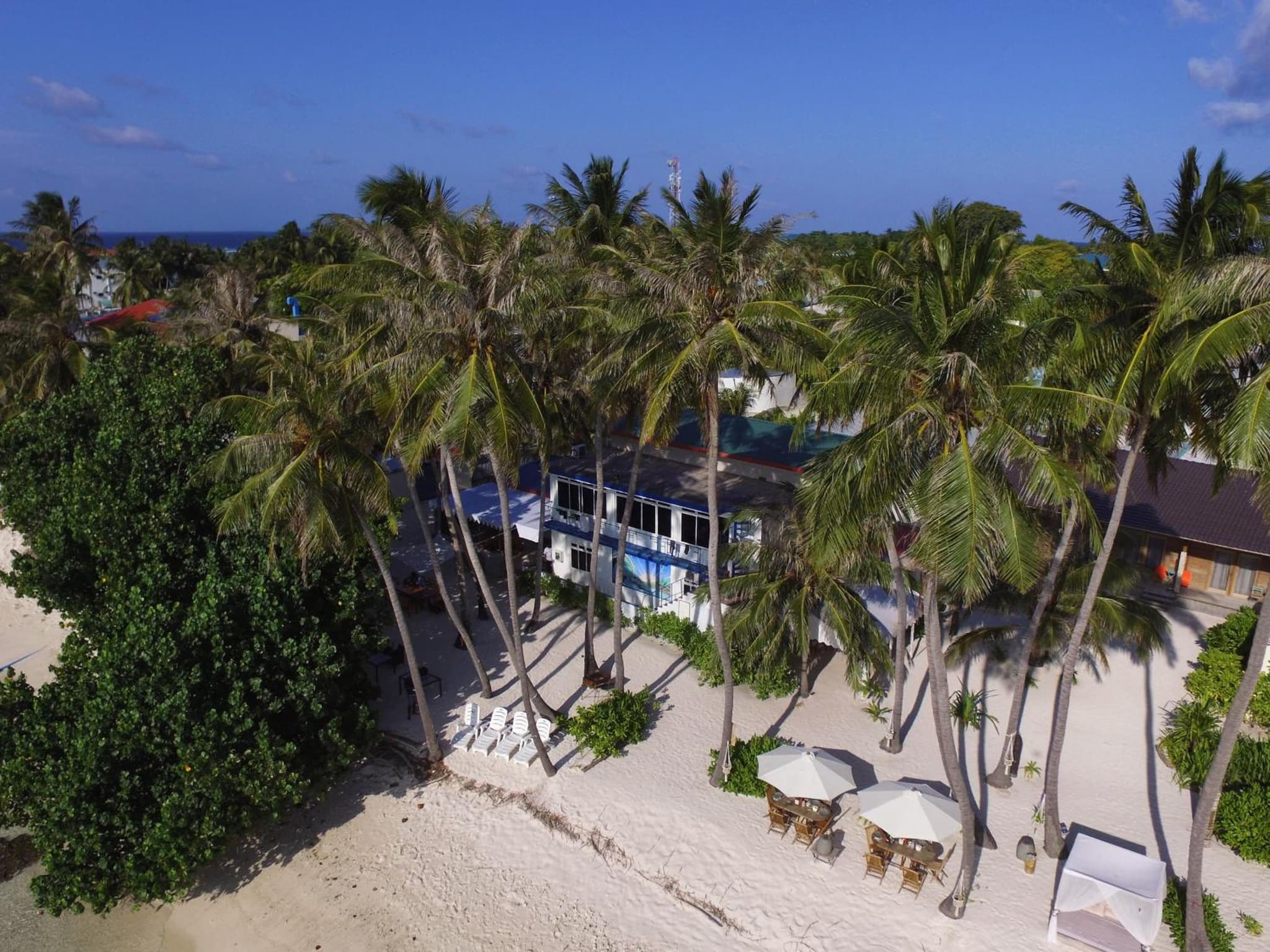 Batuta Maldives Surf View photo 2