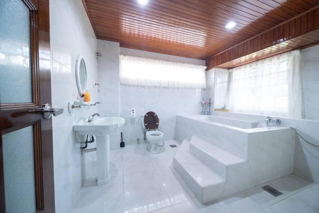VillaNo23 - 4 Bedrooms with Private Pool BBQ photo 5