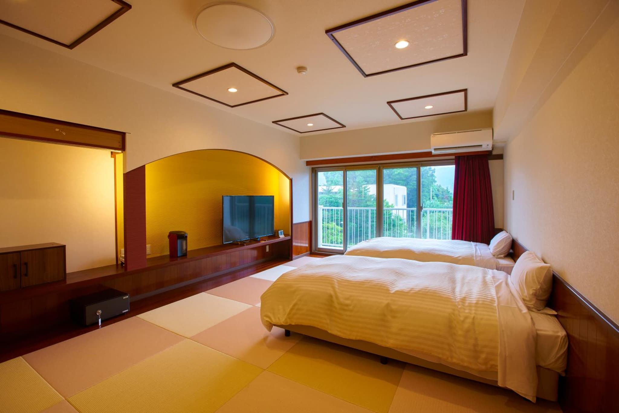 Ooedo Onsen Monogatari Hotel Shinko photo 4