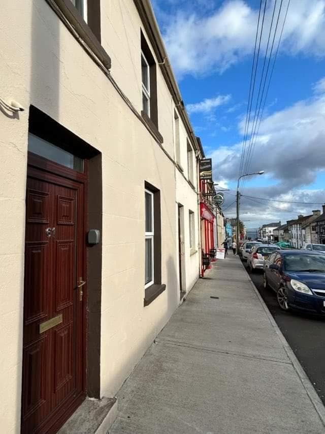 Central Town House,Moville 61