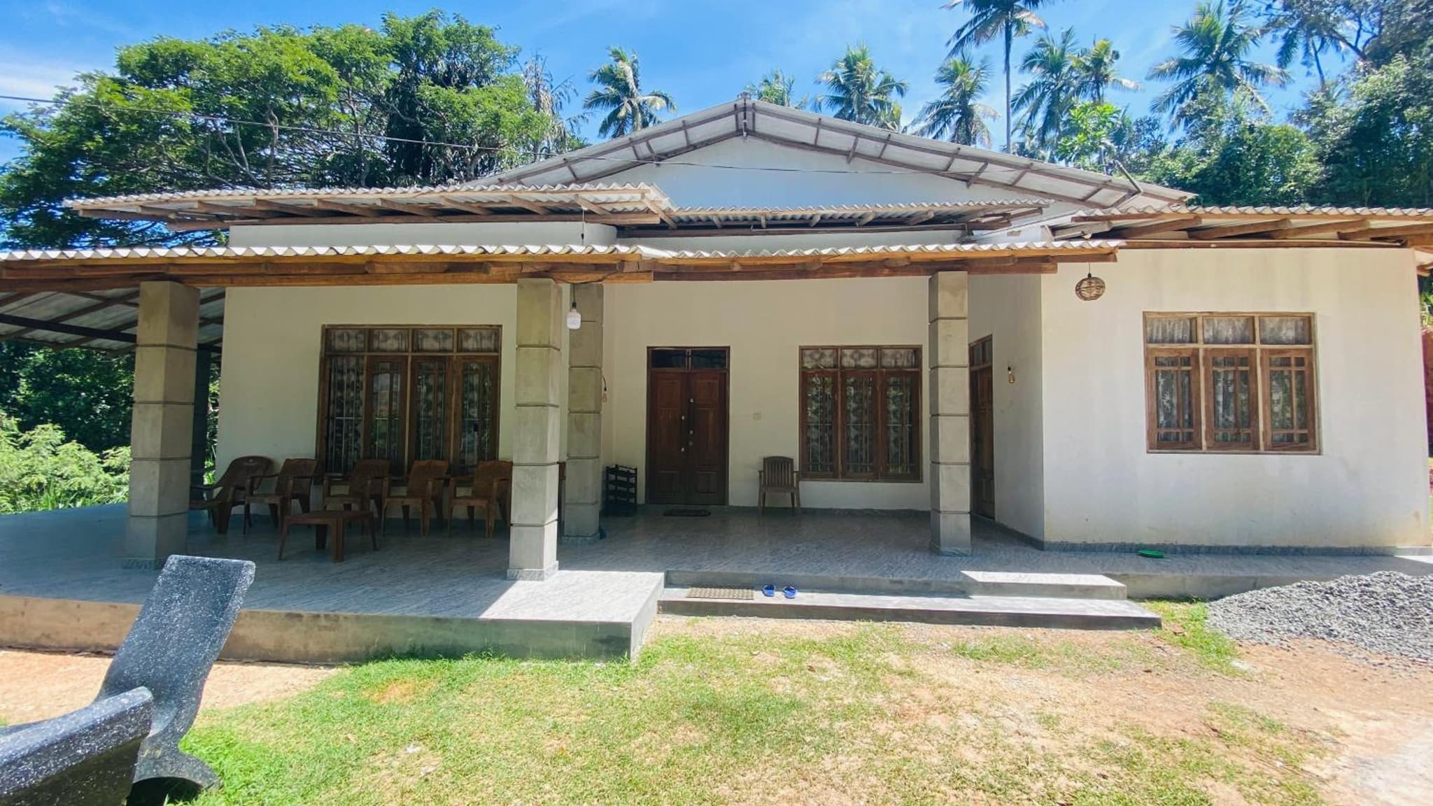 Elisha Place Hiriketiya