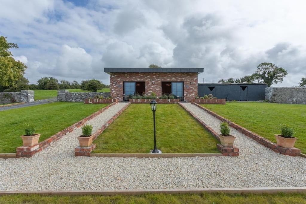 'The Stables' (Tigh Johnny Mór) photo 2
