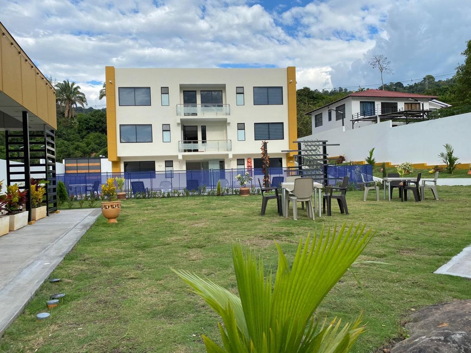 HOTEL ISIS CONFORT photo 2