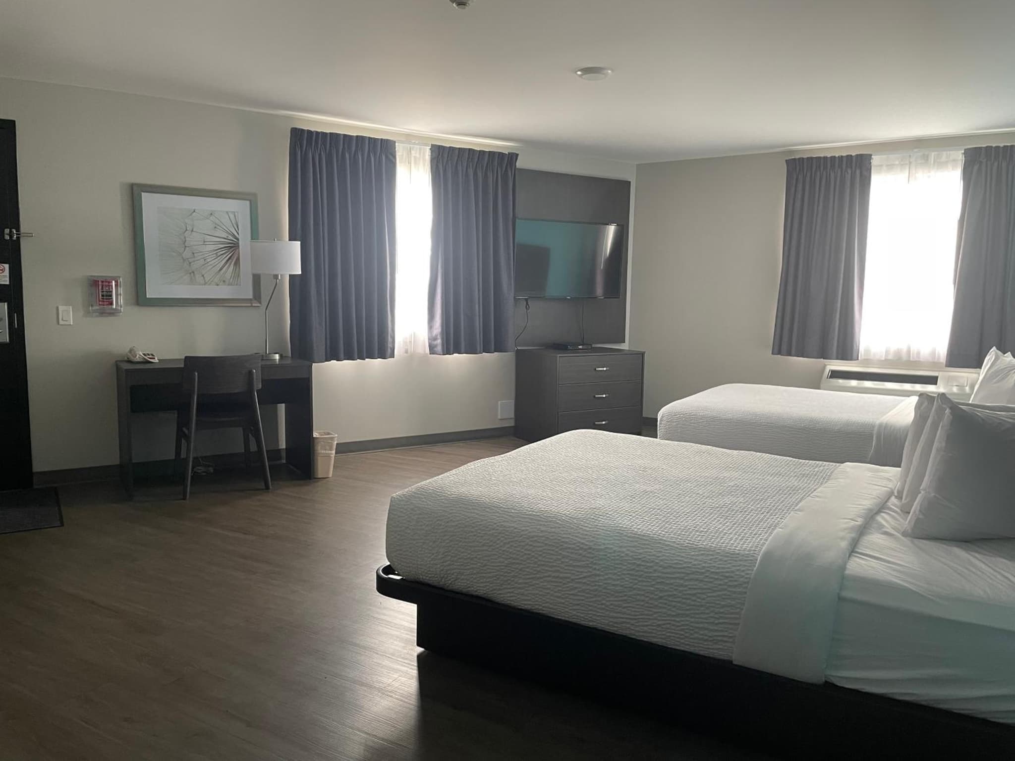 Howard Johnson by Wyndham Thunder Bay photo 2