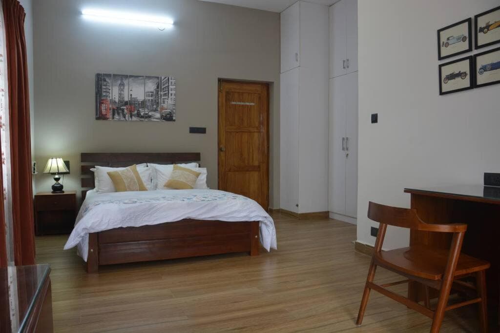 Earth - Luxurious 5 BHK AC Villa at Mysore photo 8
