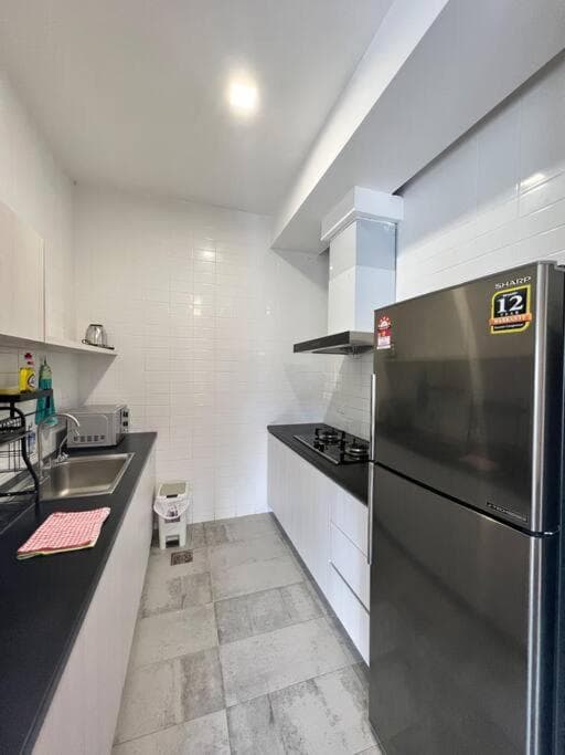 Roxy Sematan Beach Townhouse Deluxe , 1 & 2 photo 9