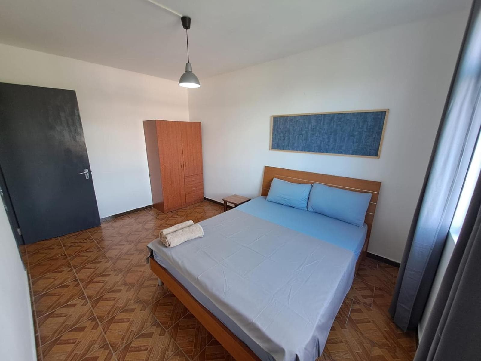 Spacious Three Bedroom Apartment photo 9