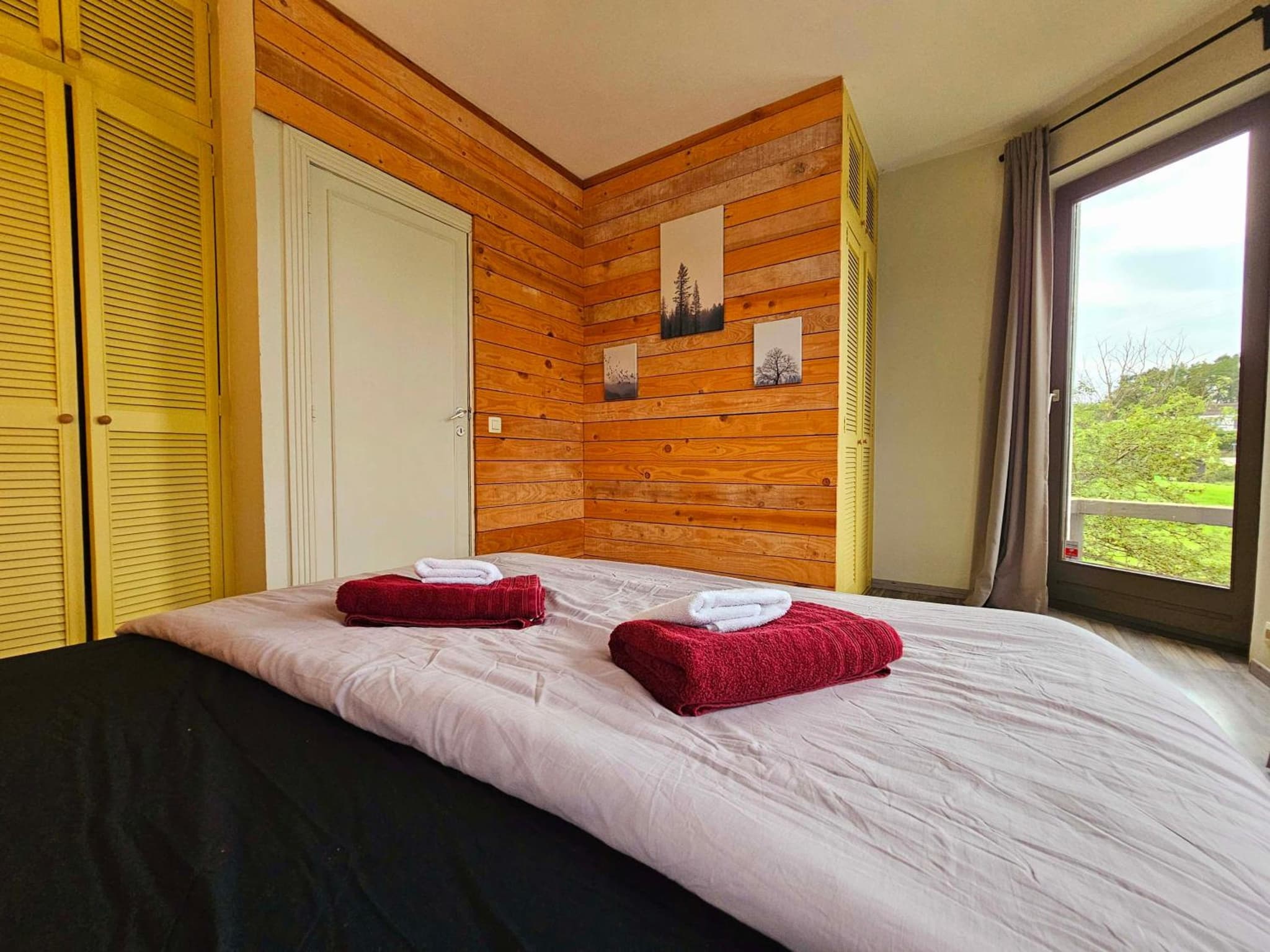 "Petit Durbuy" by Phils Cottages photo 3