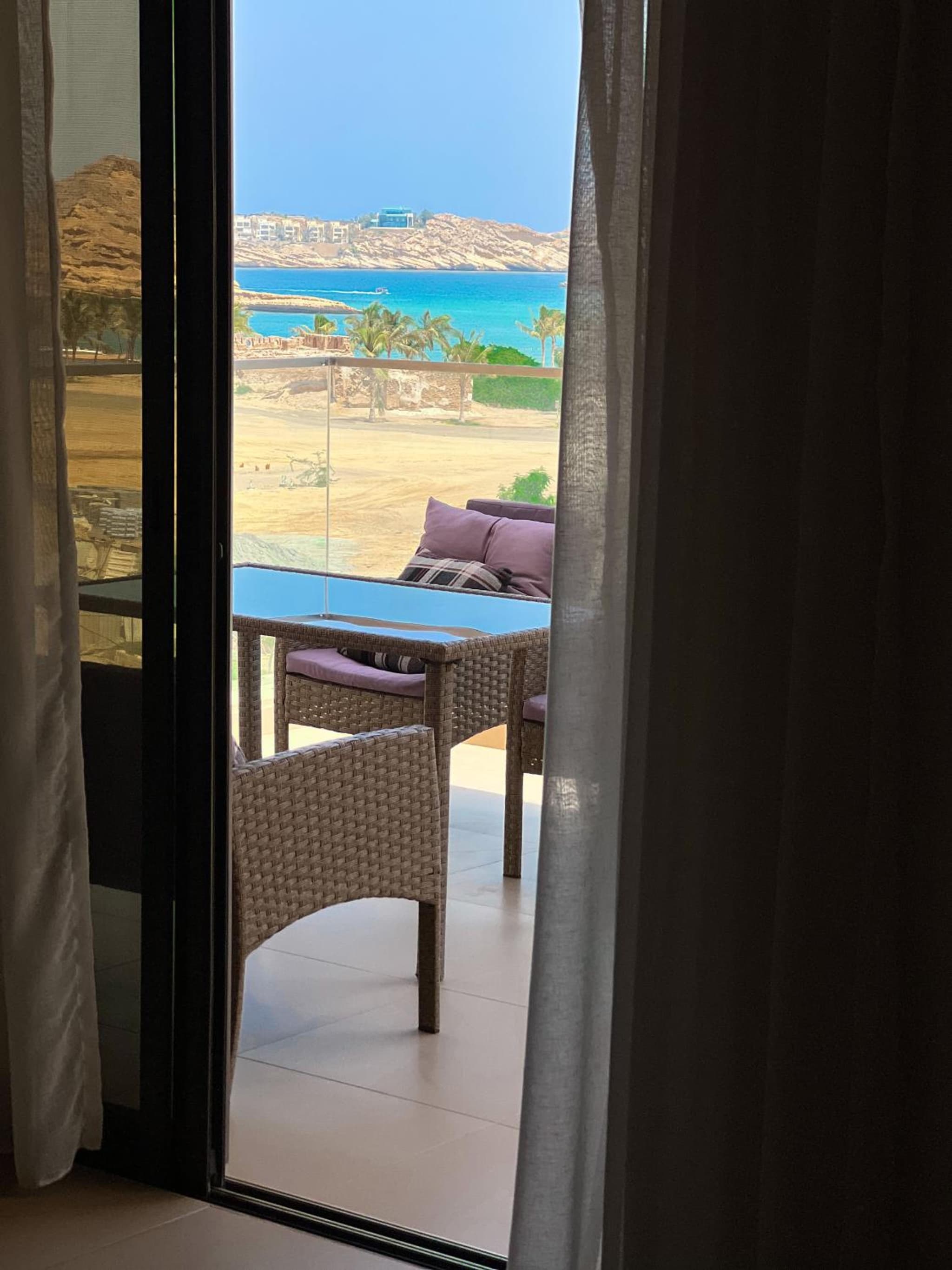 W muscat bay photo 7