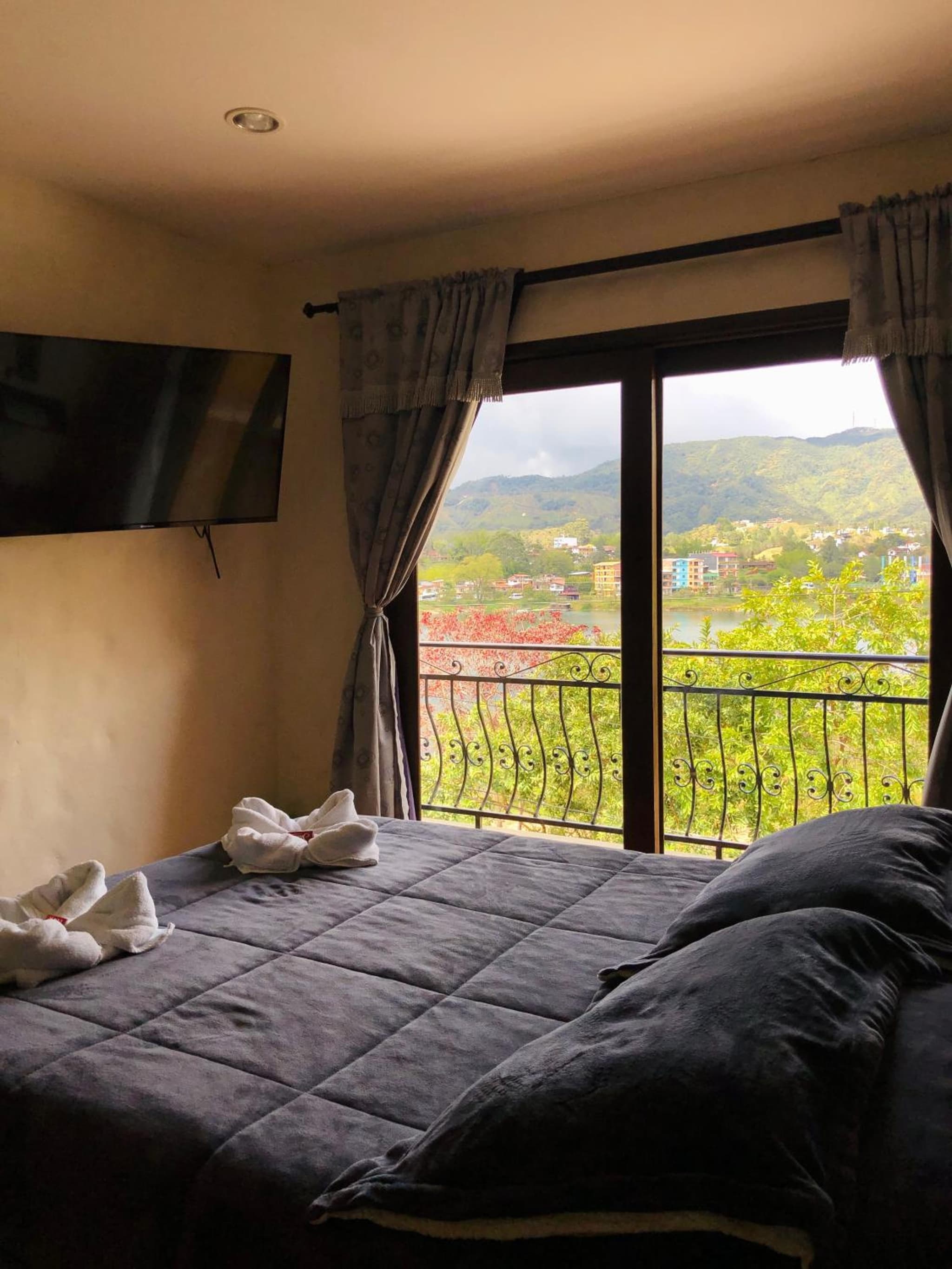 Lake View Hostel photo 6