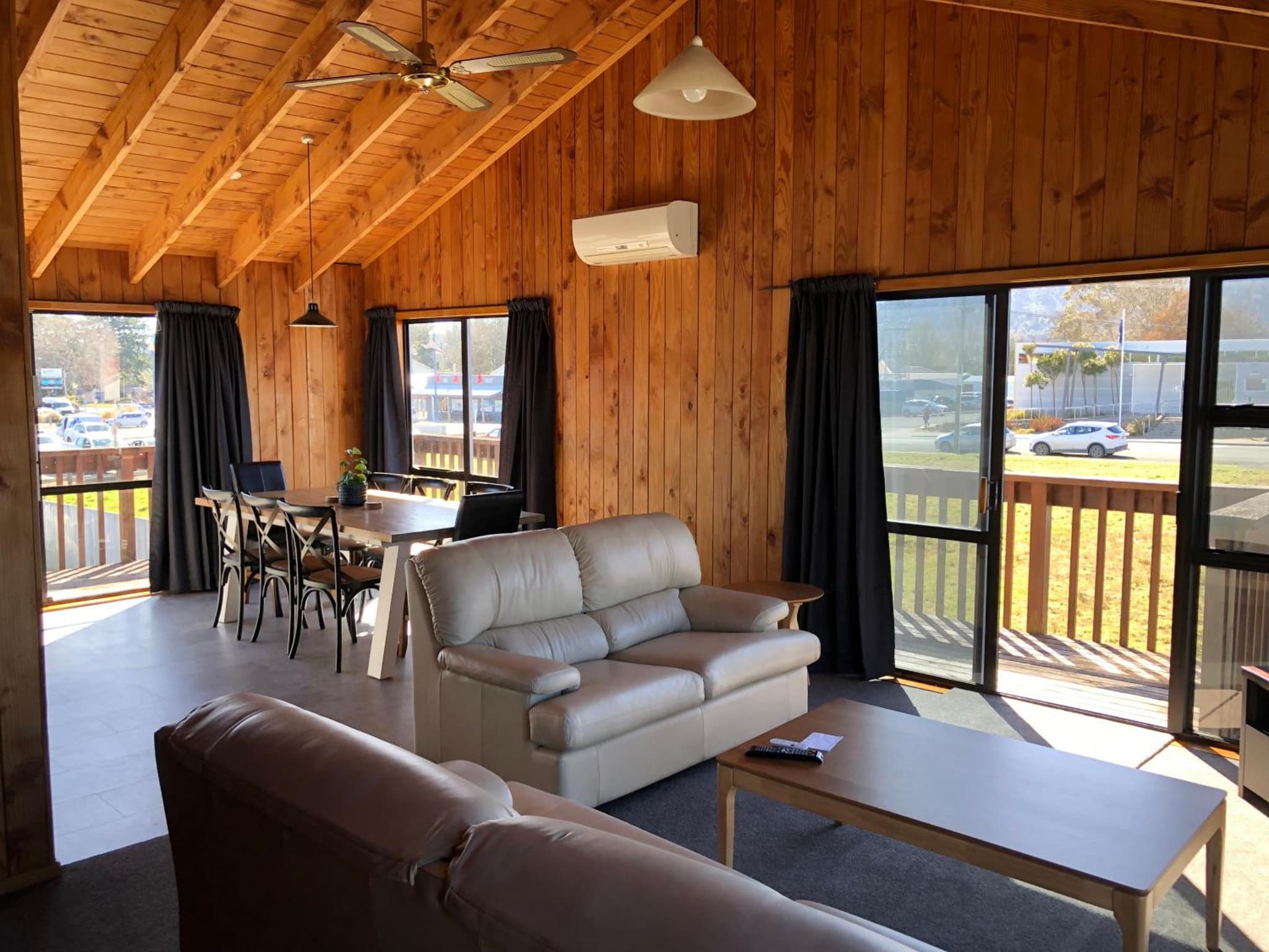 Alpine Motel photo 3