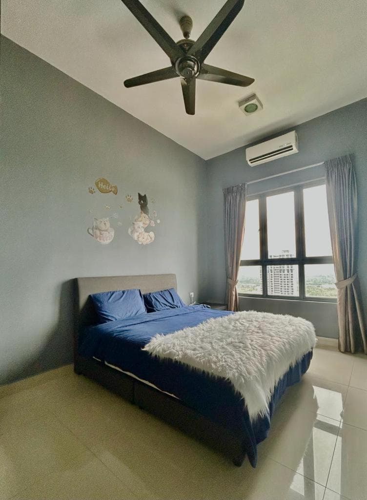 Modern Dpulze Soho fit 4pax,Netflix provided photo 6