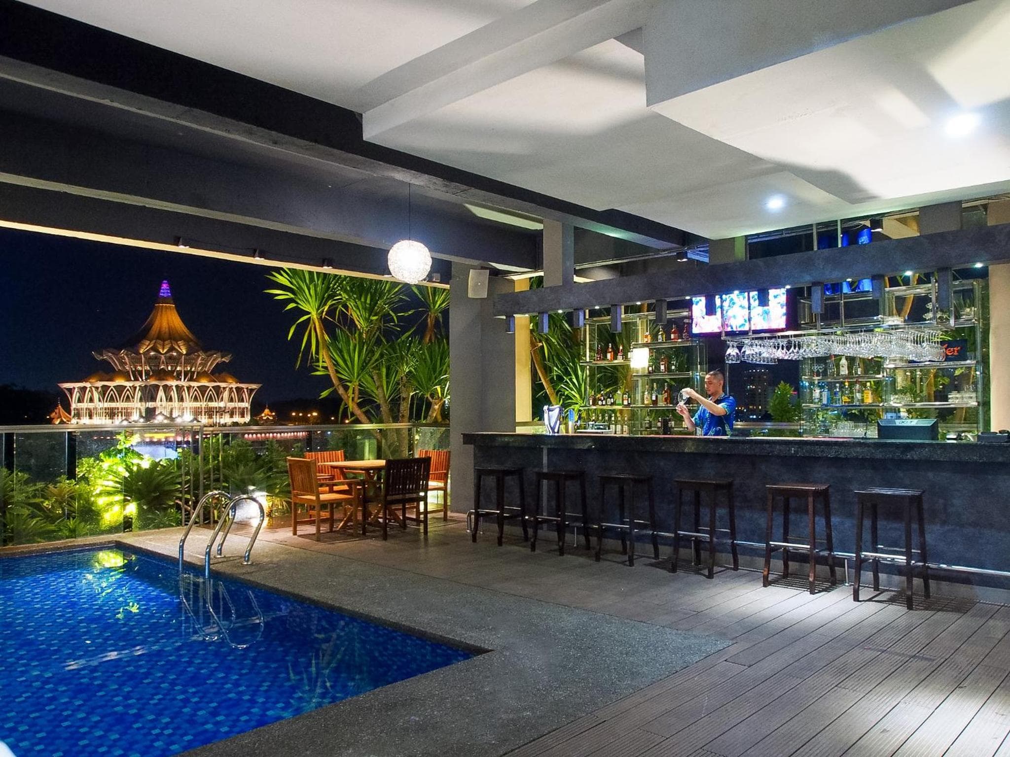 The Waterfront Hotel Kuching photo 3
