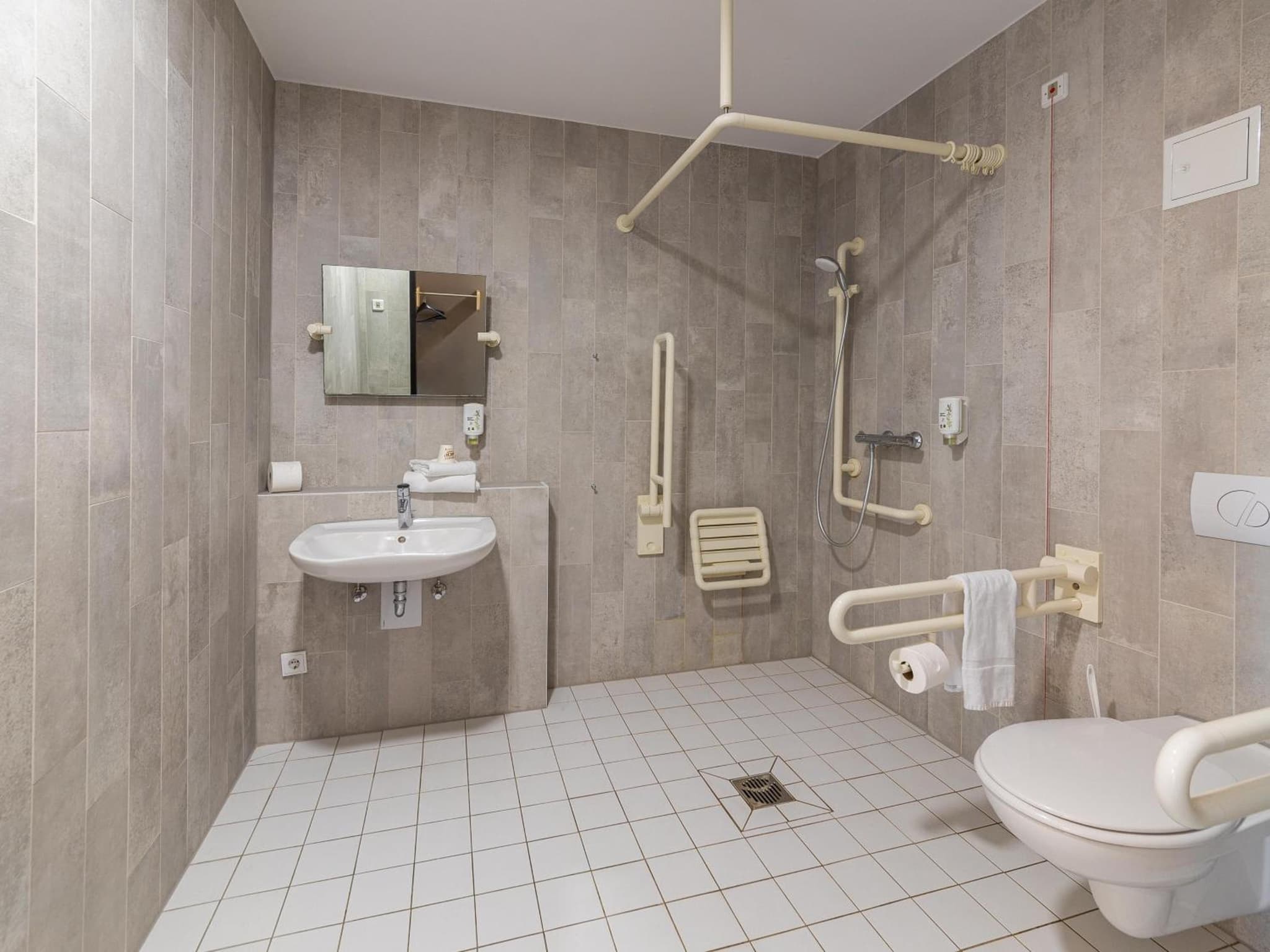 B&B Hotel Essen-City photo 4