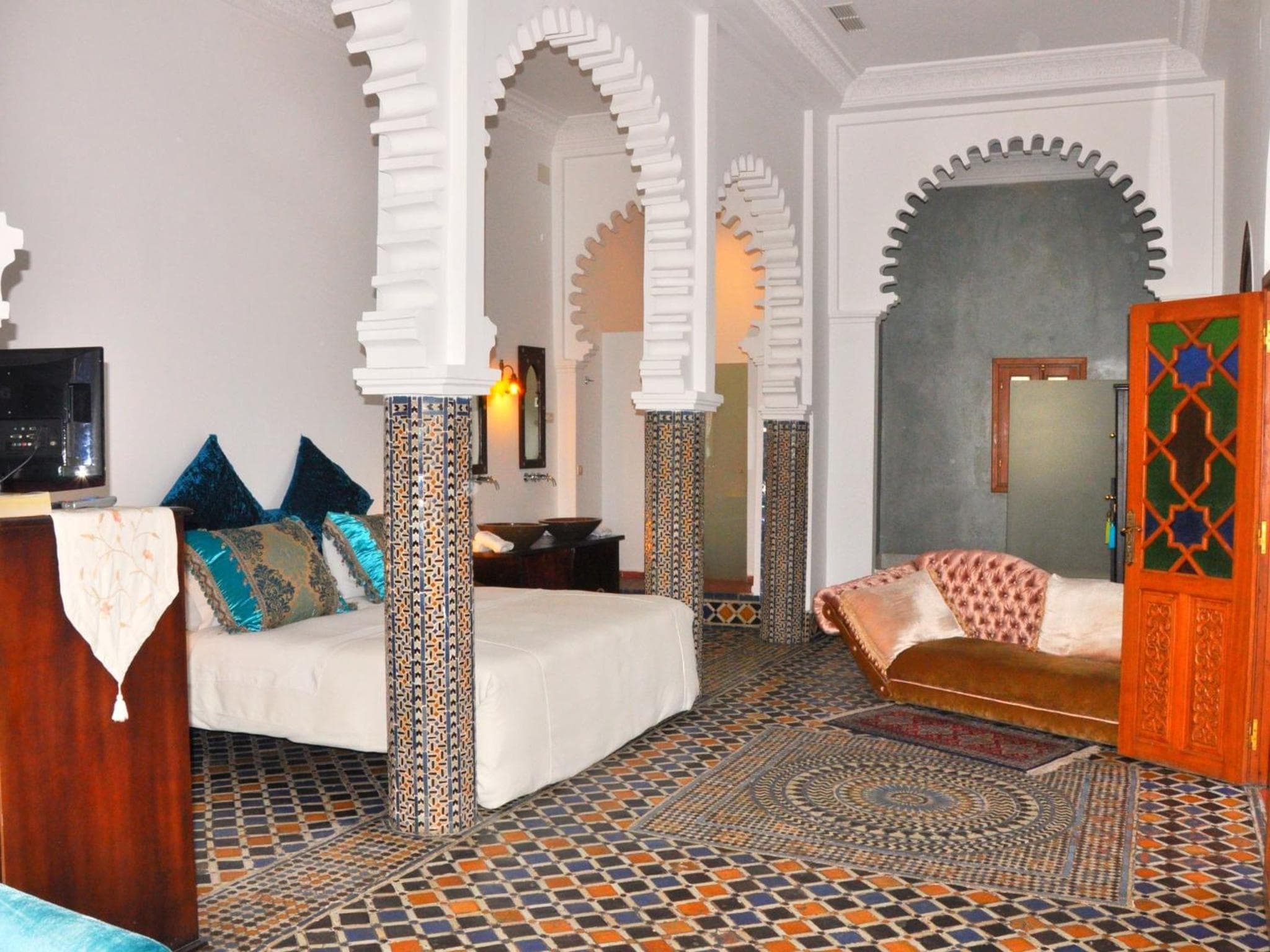 hotel room