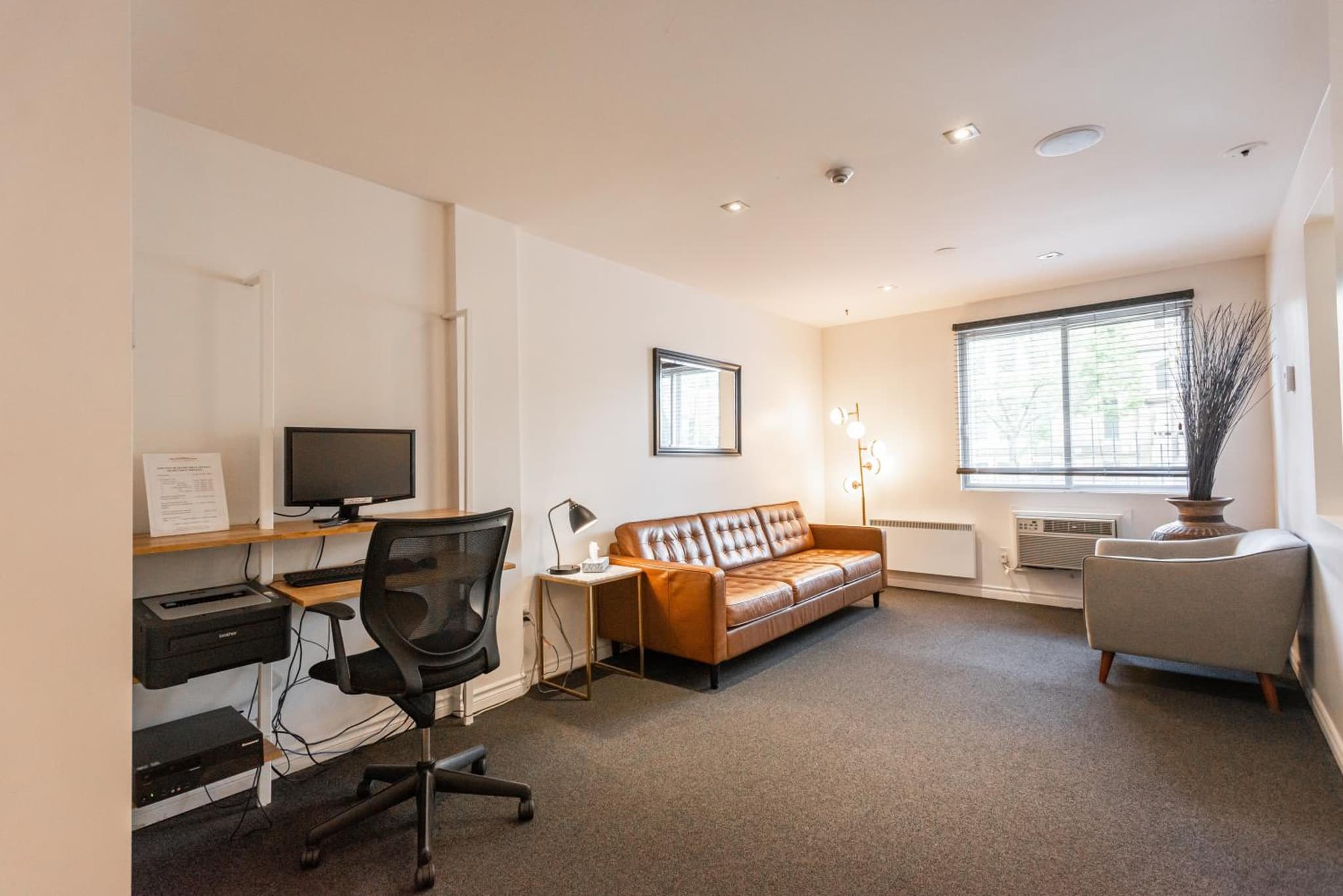 Hotel le Roberval photo 2