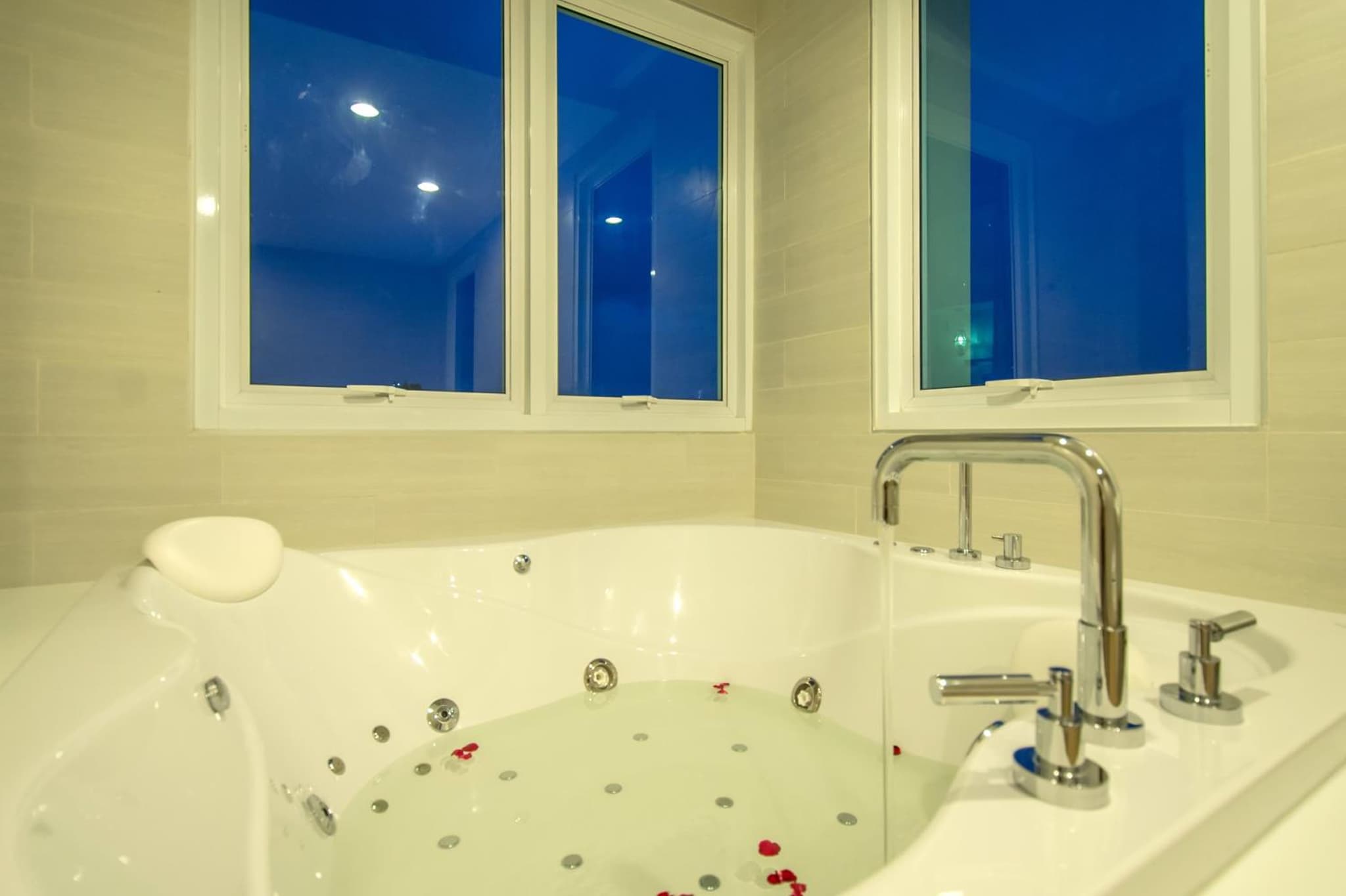 Prachuap Grand Hotel photo 3