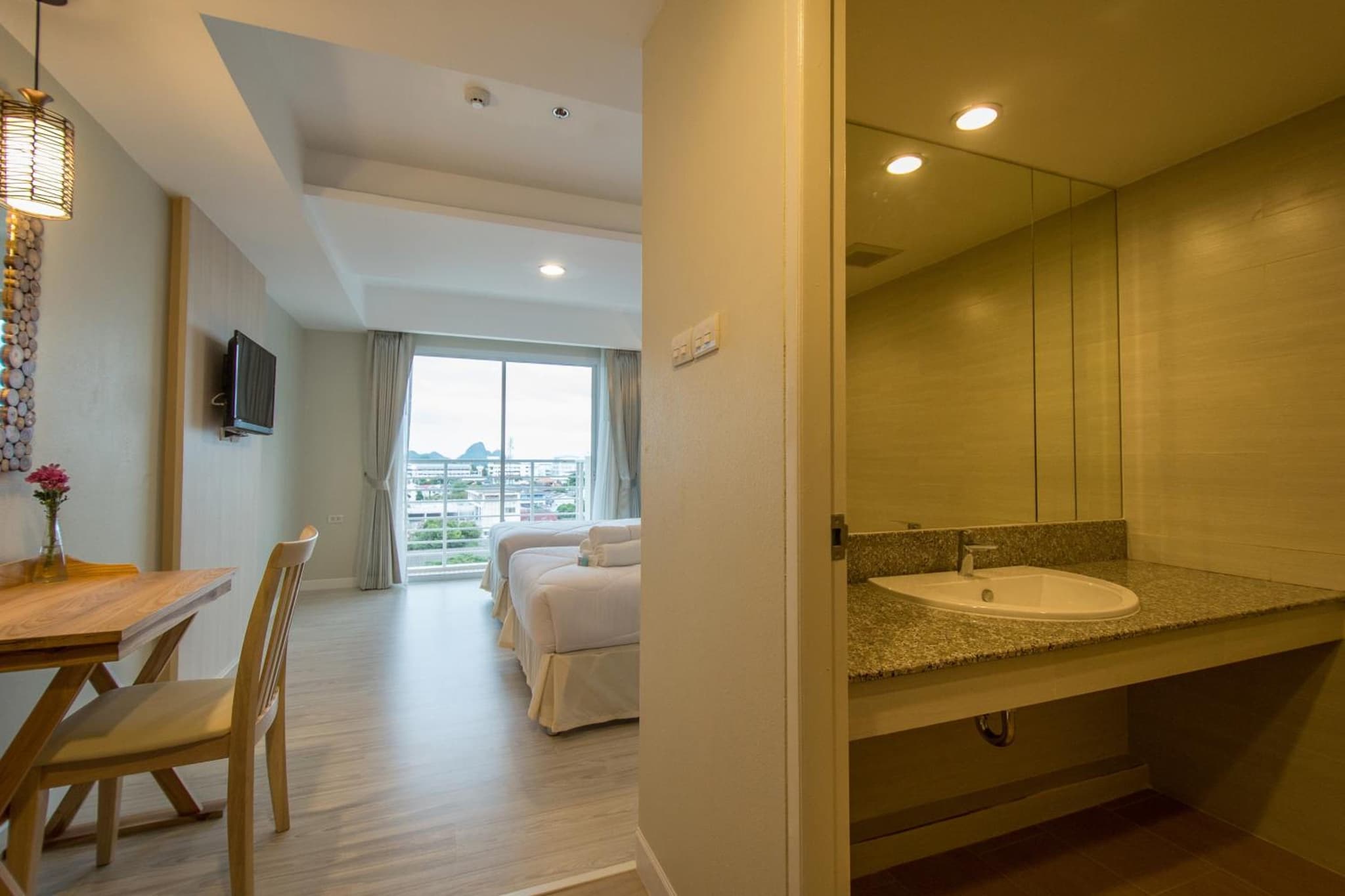 Prachuap Grand Hotel photo 4