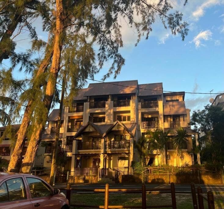 Aquamarine Beachfront Apartment photo 8