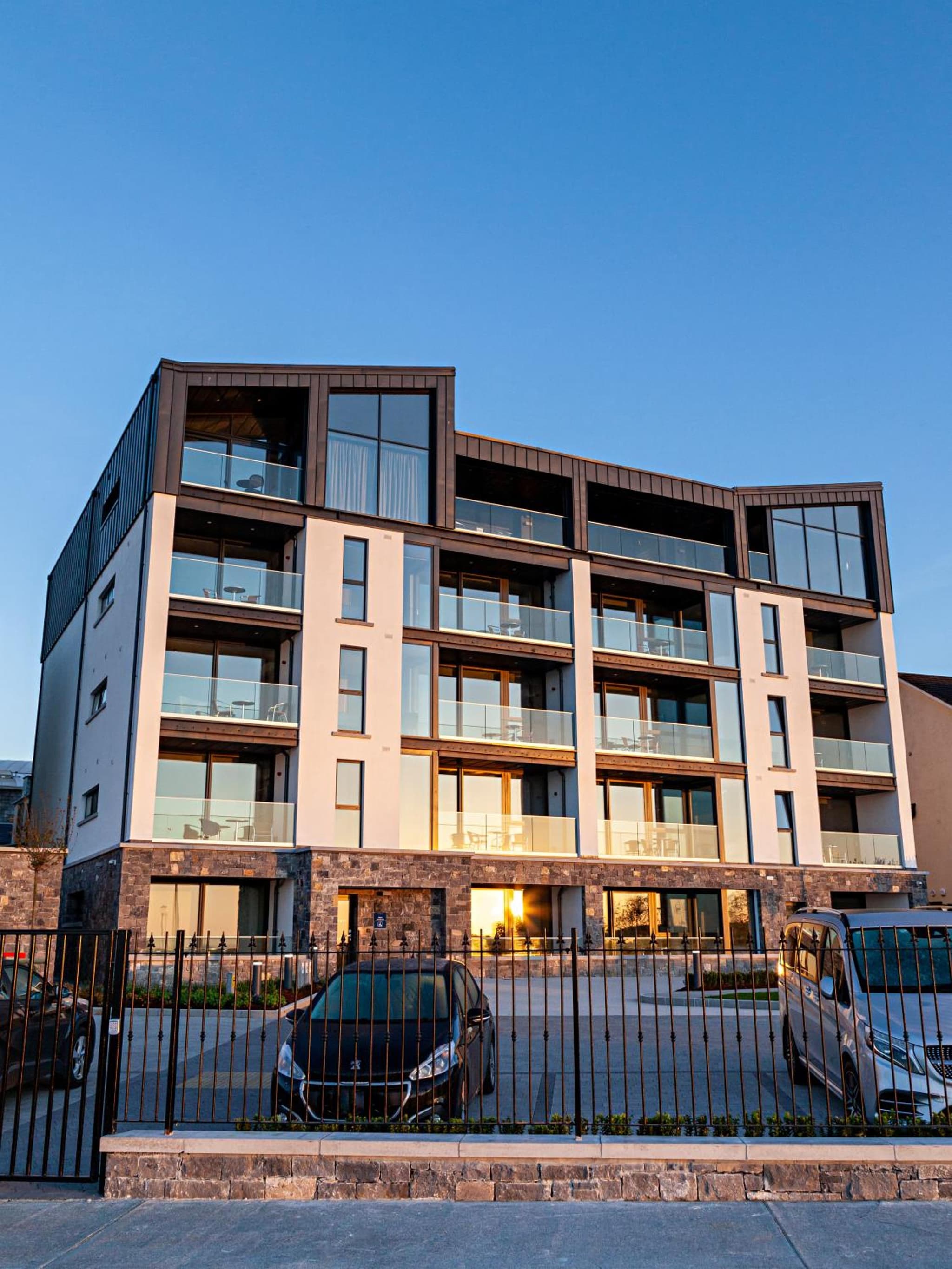 Shoreline Apartments