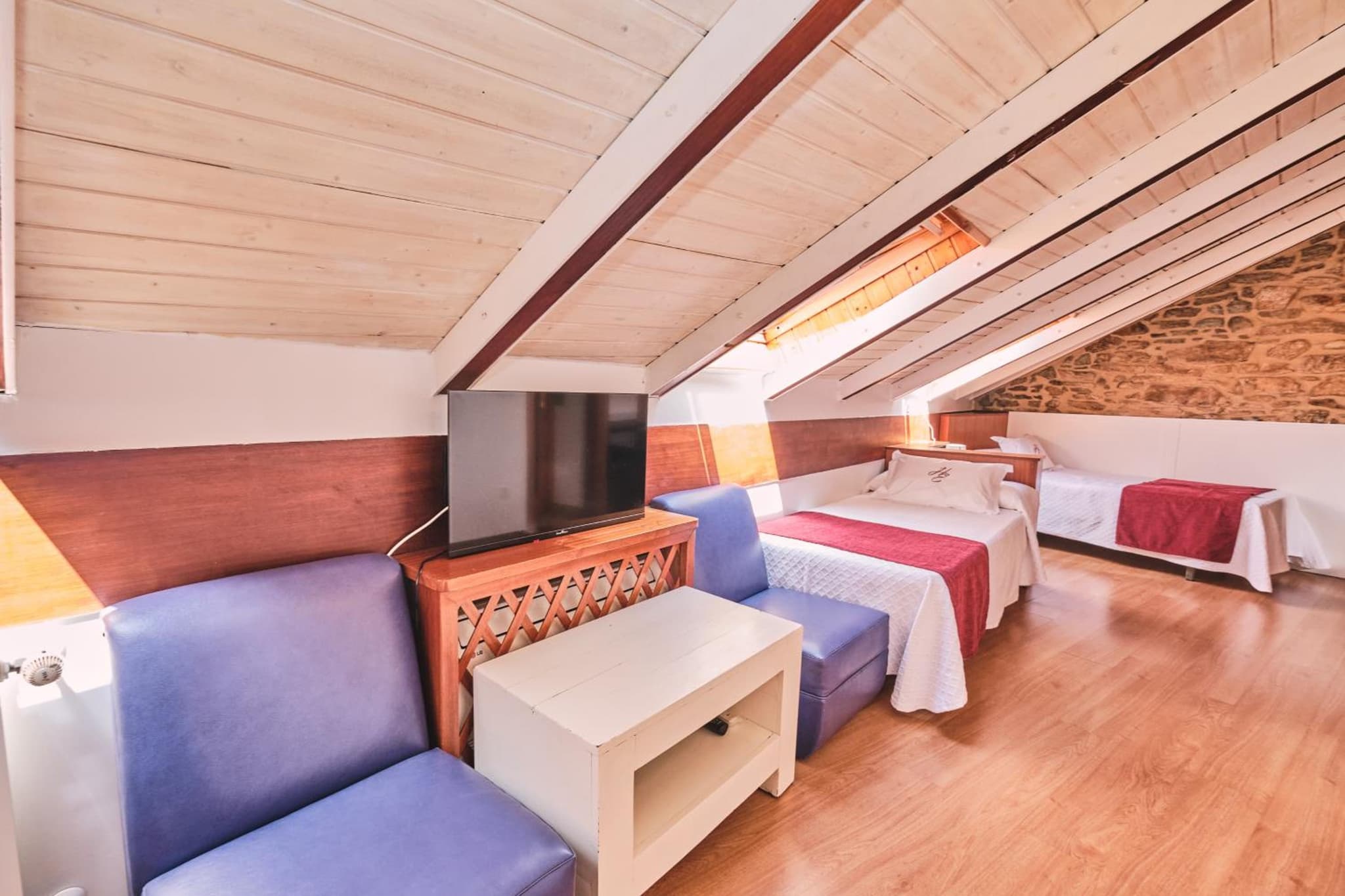 Hotel Entrecercas photo 7
