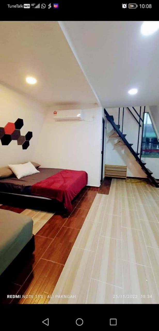 Red Triangle Cottage Roomstay Kerteh Paka photo 6