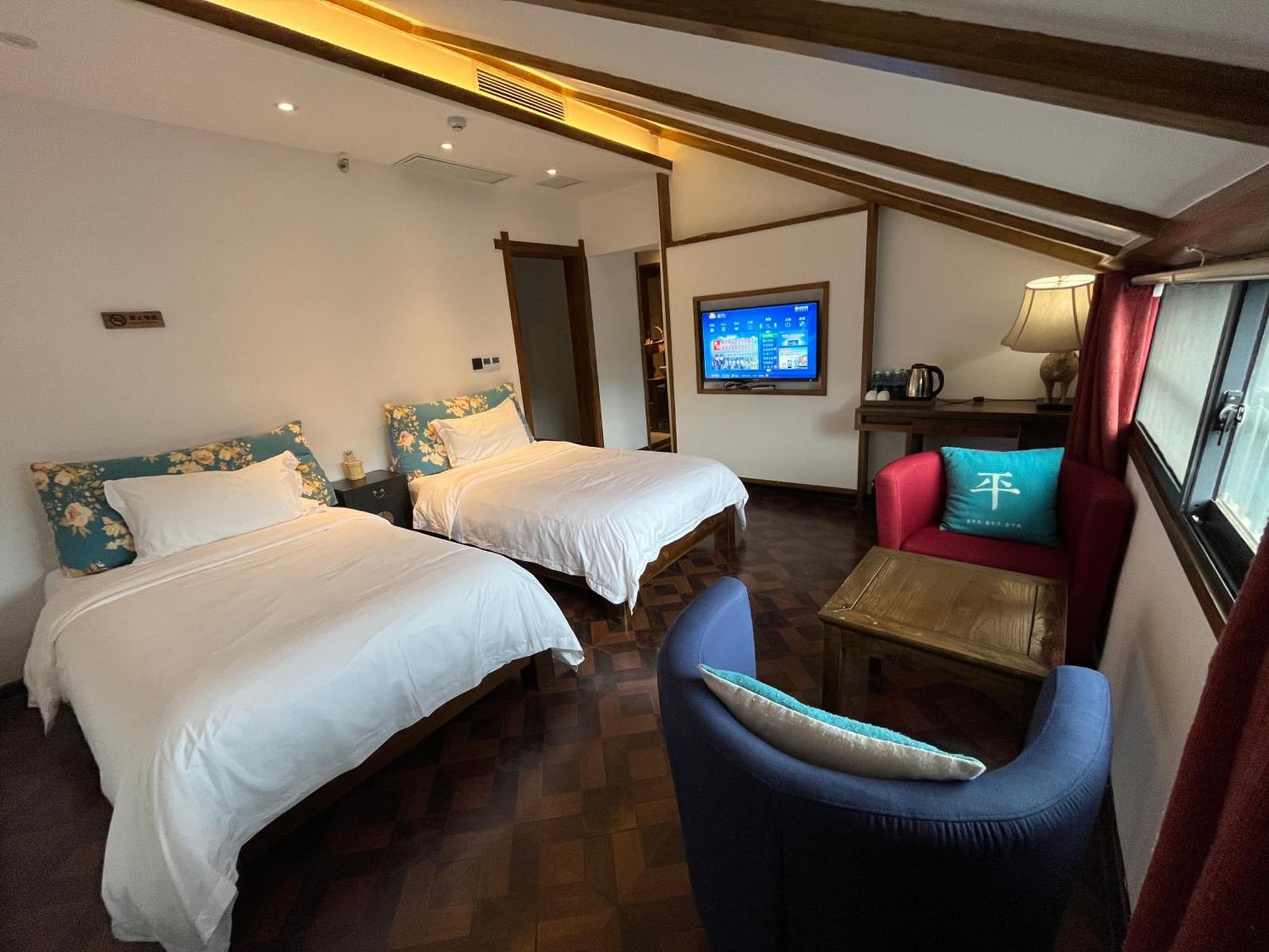 Zhangjiajie Yun Hai Hotel- Ancient Chinese Style Hotel,Tea Culture Experience, Realxing Class,Free Breakfast ,Local Travel Guide and Book Tickets, Gem Perp photo 5