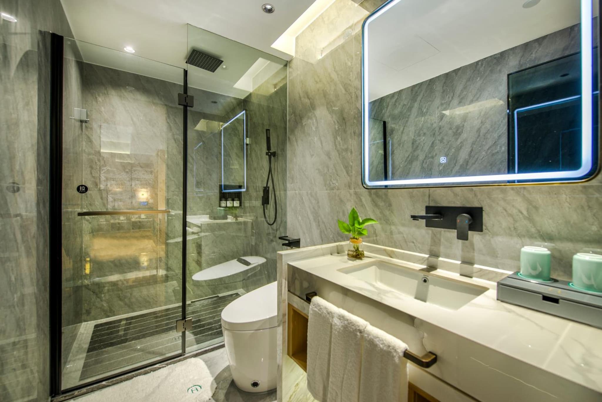 Yiwu Baide Theme Hotel photo 4