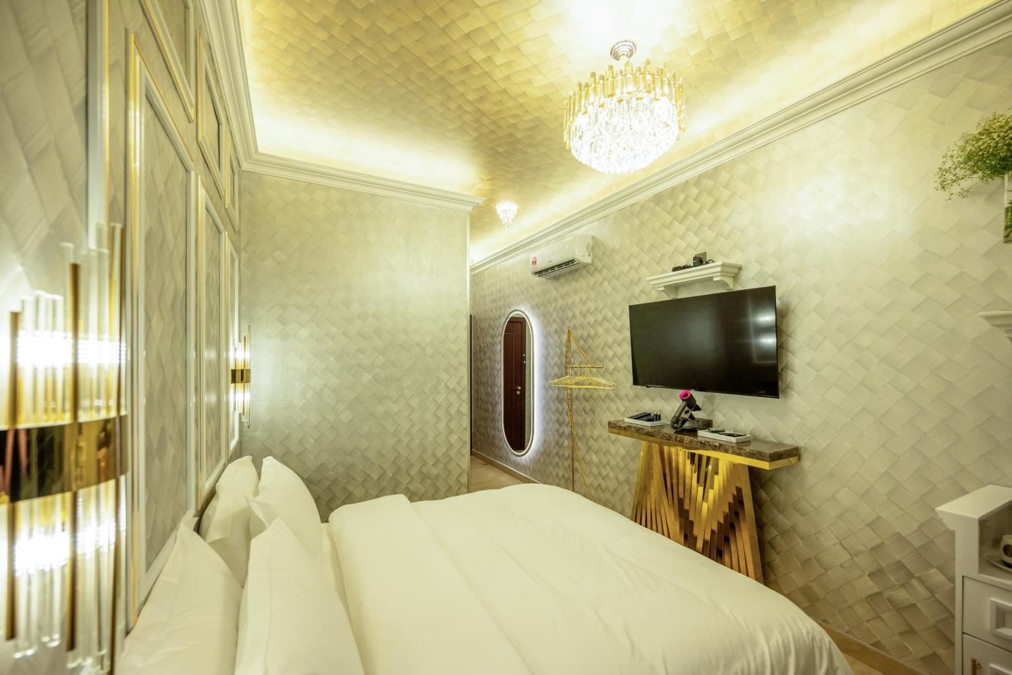 Ritz Residence - A Member of The Luxury Hotel Group photo 7